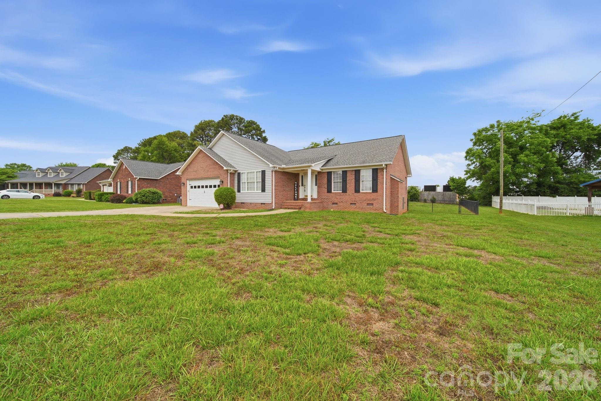 348 Palmer Circle — Rockwell