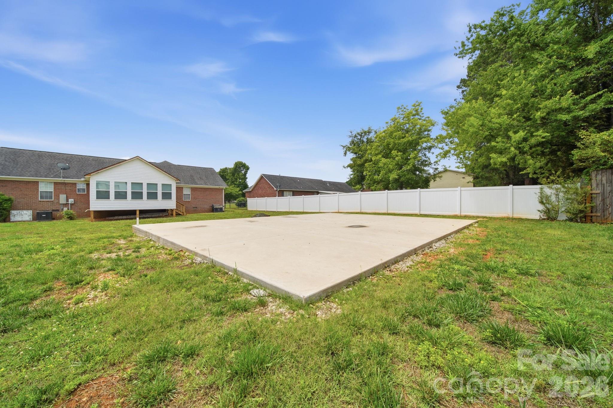 348 Palmer Circle — Rockwell
