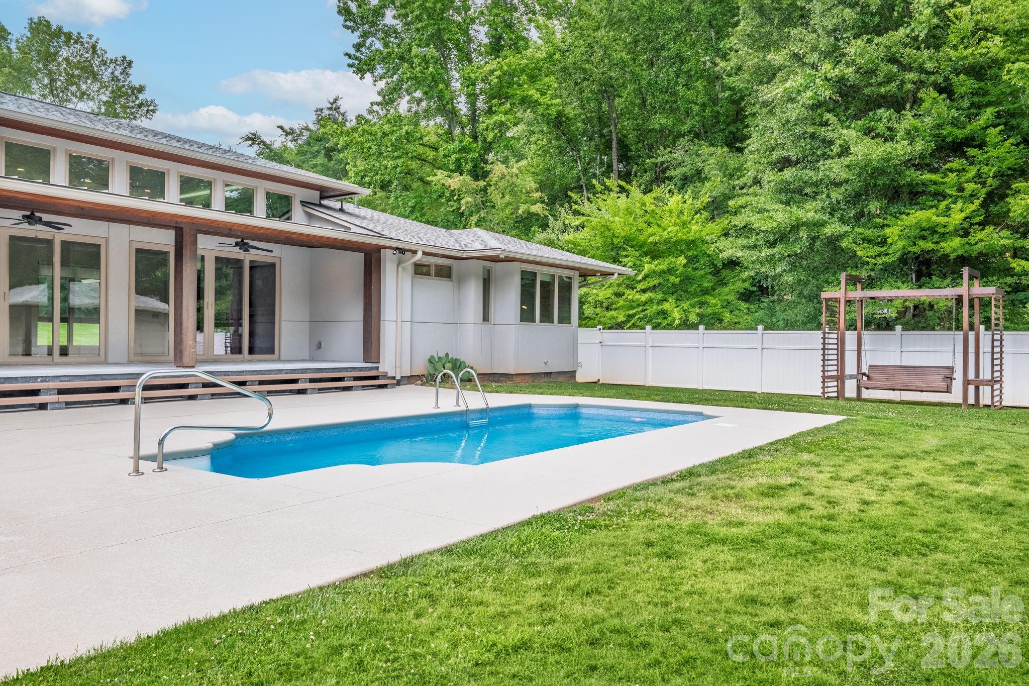 439 Cottonfield Circle — Waxhaw