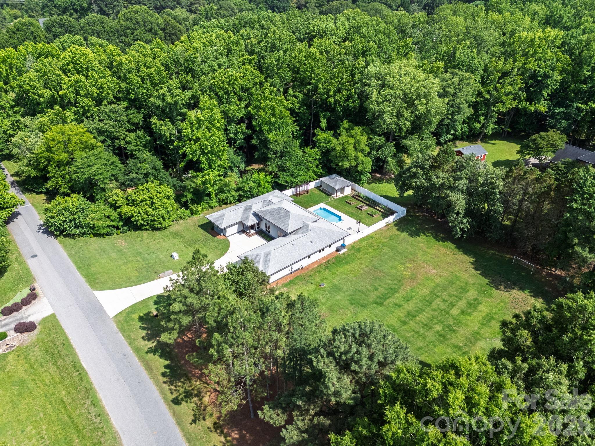 439 Cottonfield Circle — Waxhaw