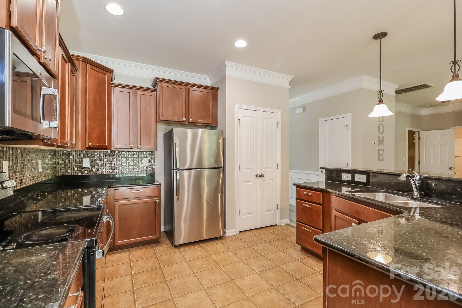 2104 Verde Creek Road — Charlotte