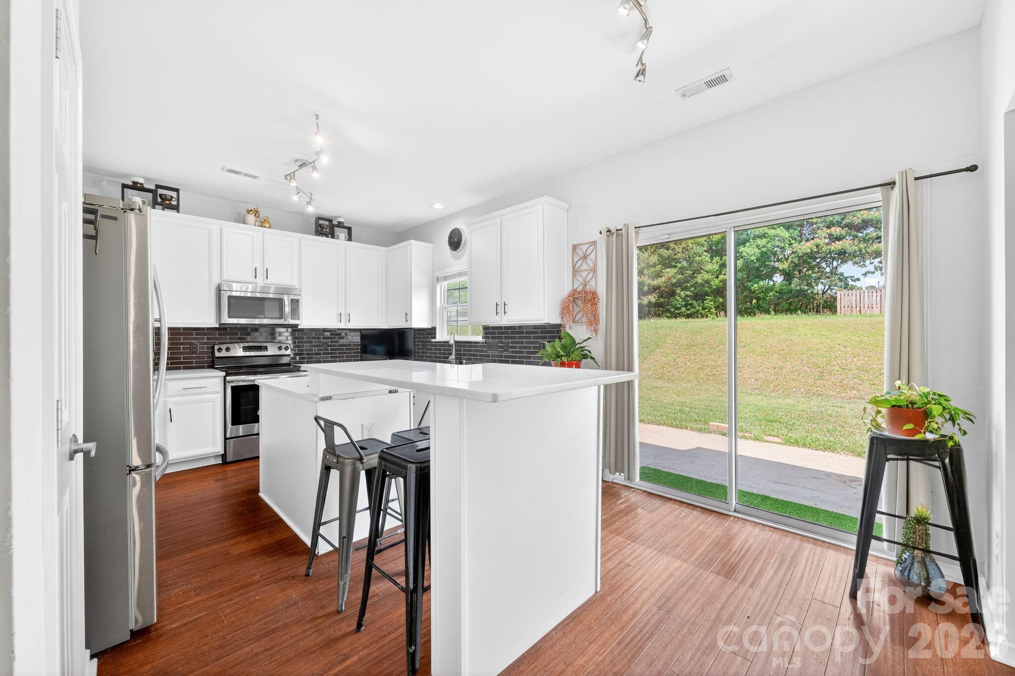 2508 OAKDALE CREEK Lane #17 — Charlotte
