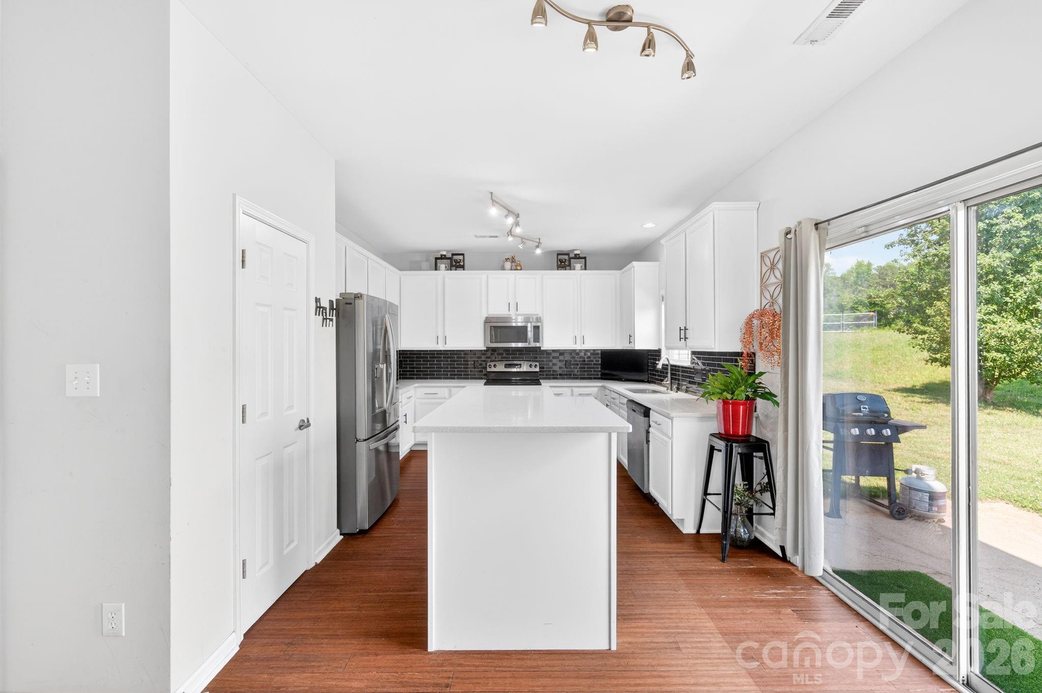 2508 OAKDALE CREEK Lane #17 — Charlotte