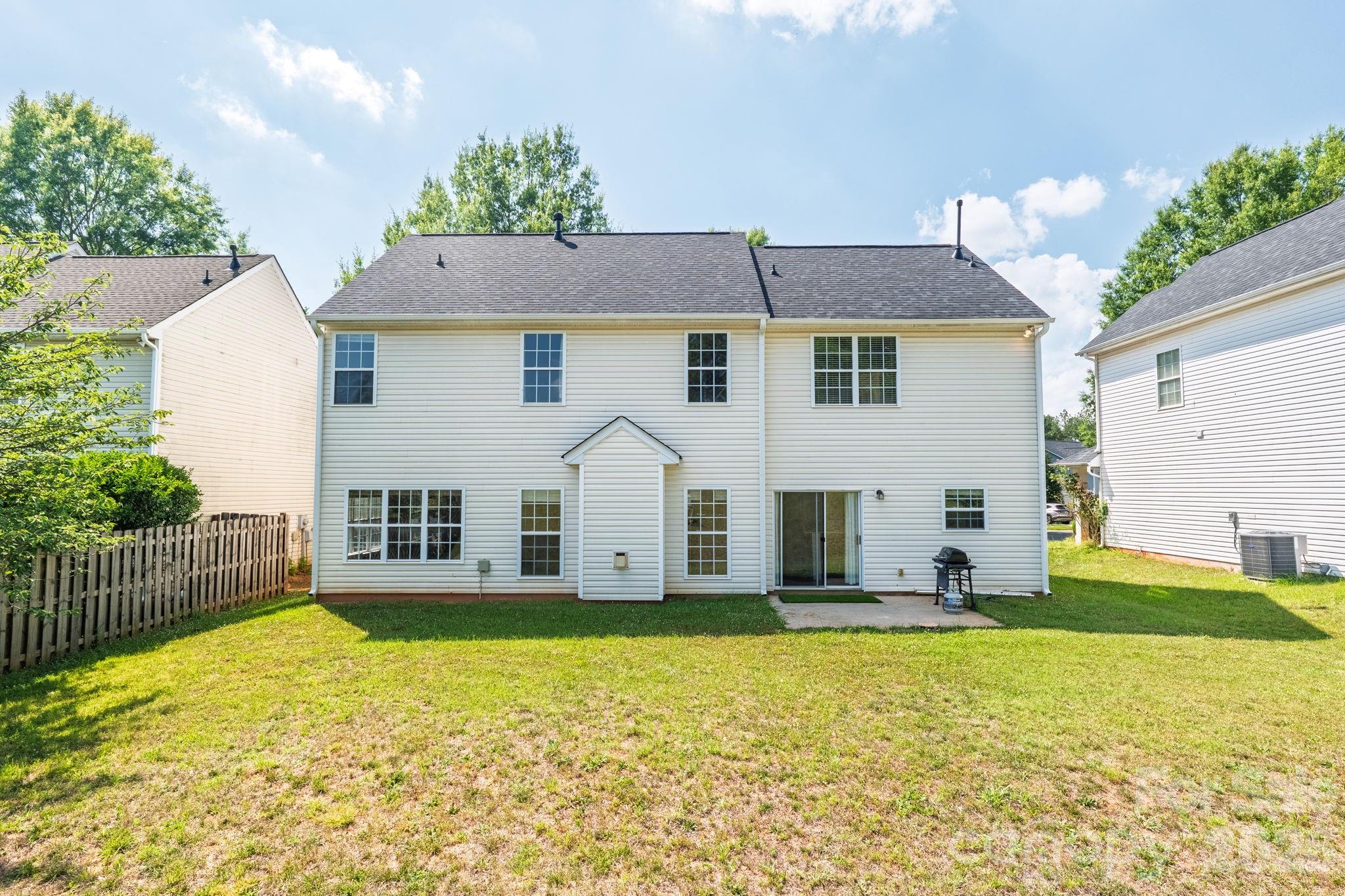 2508 OAKDALE CREEK Lane #17 — Charlotte