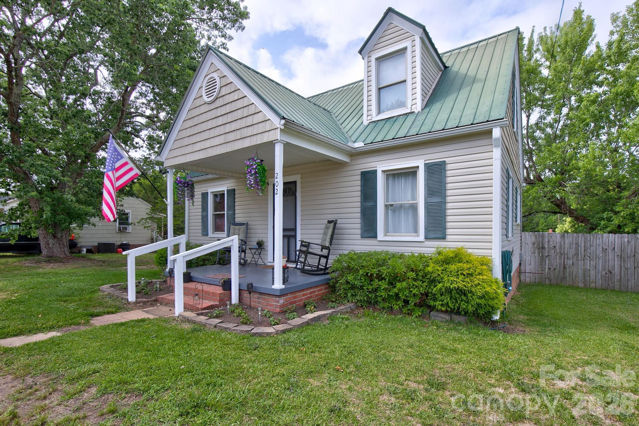 202 Chester Avenue #2 — Great Falls