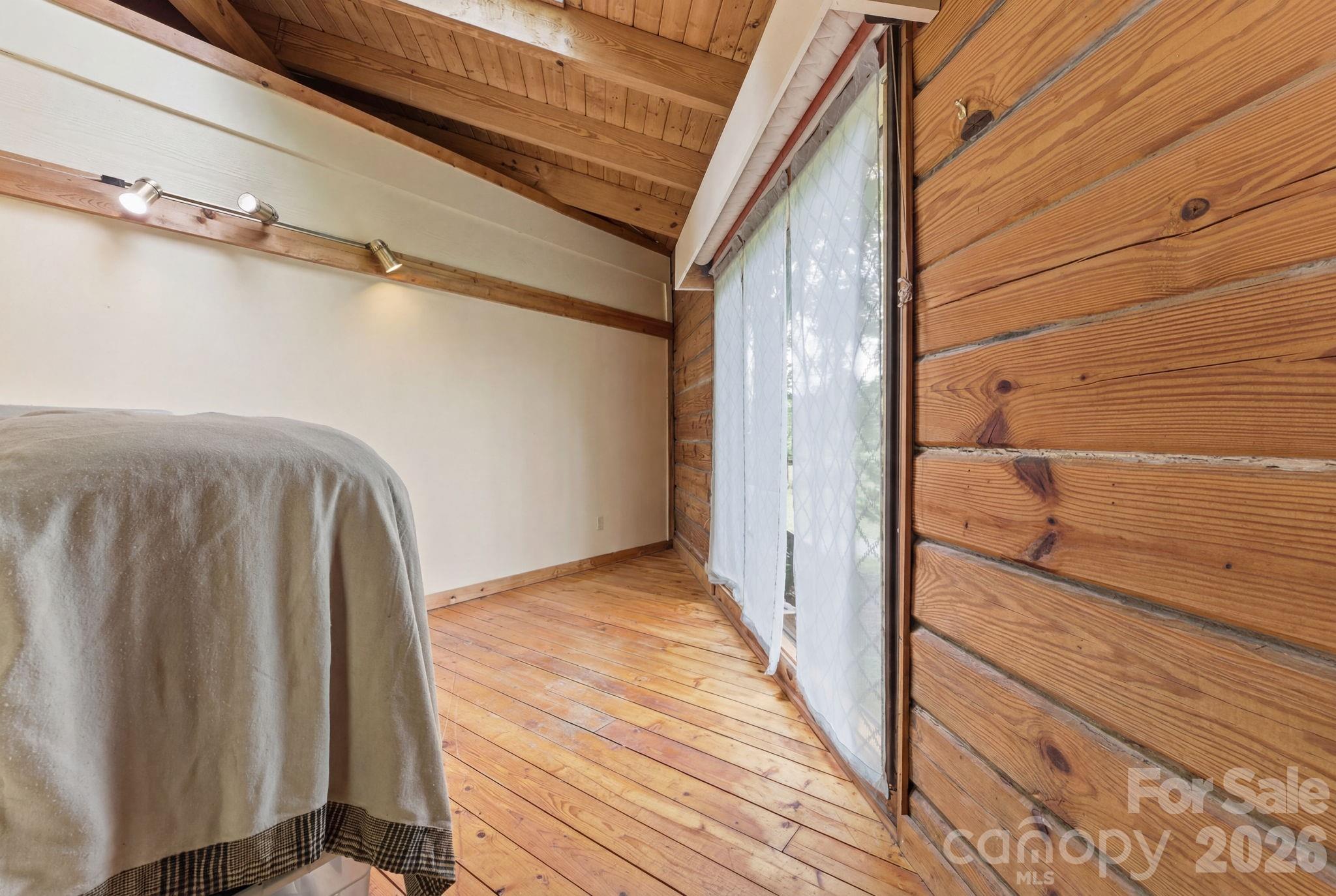 429 Biodome Drive — Waynesville