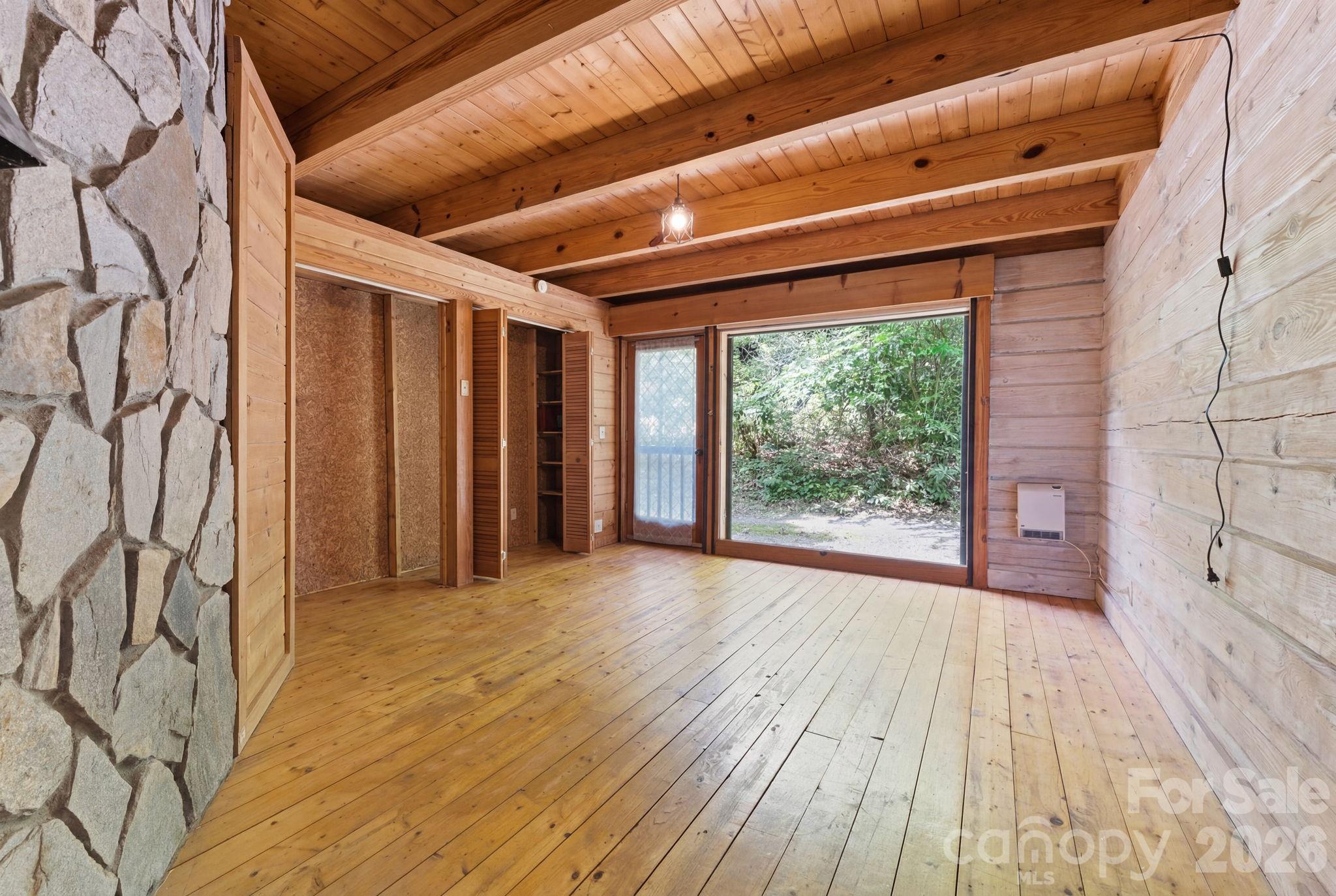 429 Biodome Drive — Waynesville