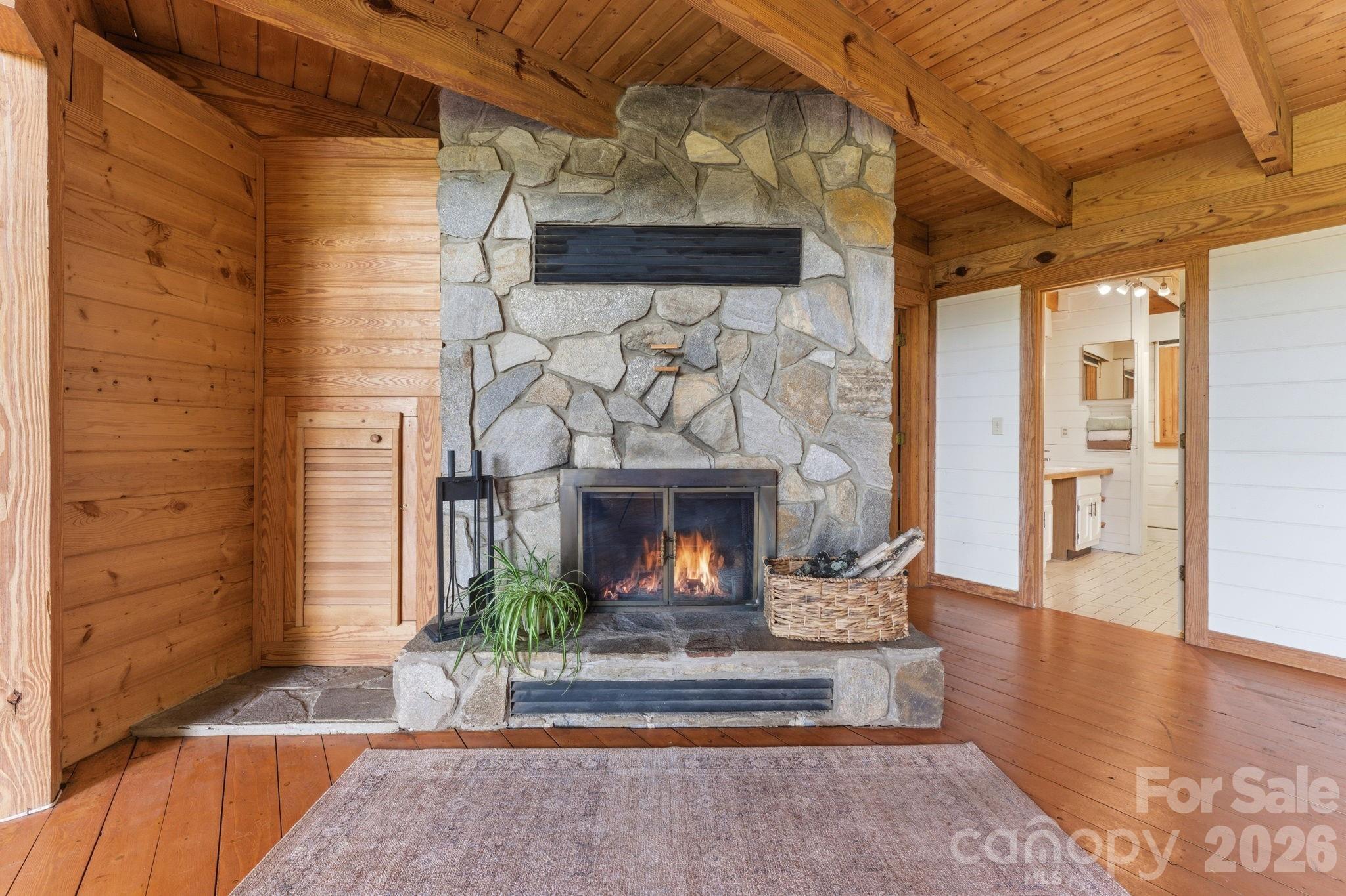 429 Biodome Drive — Waynesville
