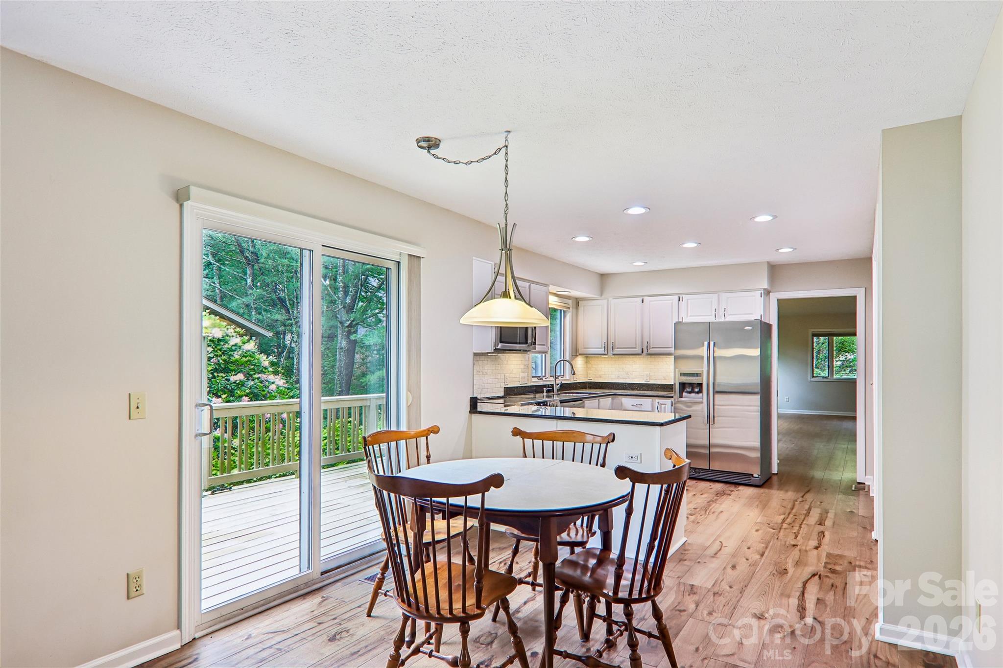 405 Wild Oak Lane — Hendersonville
