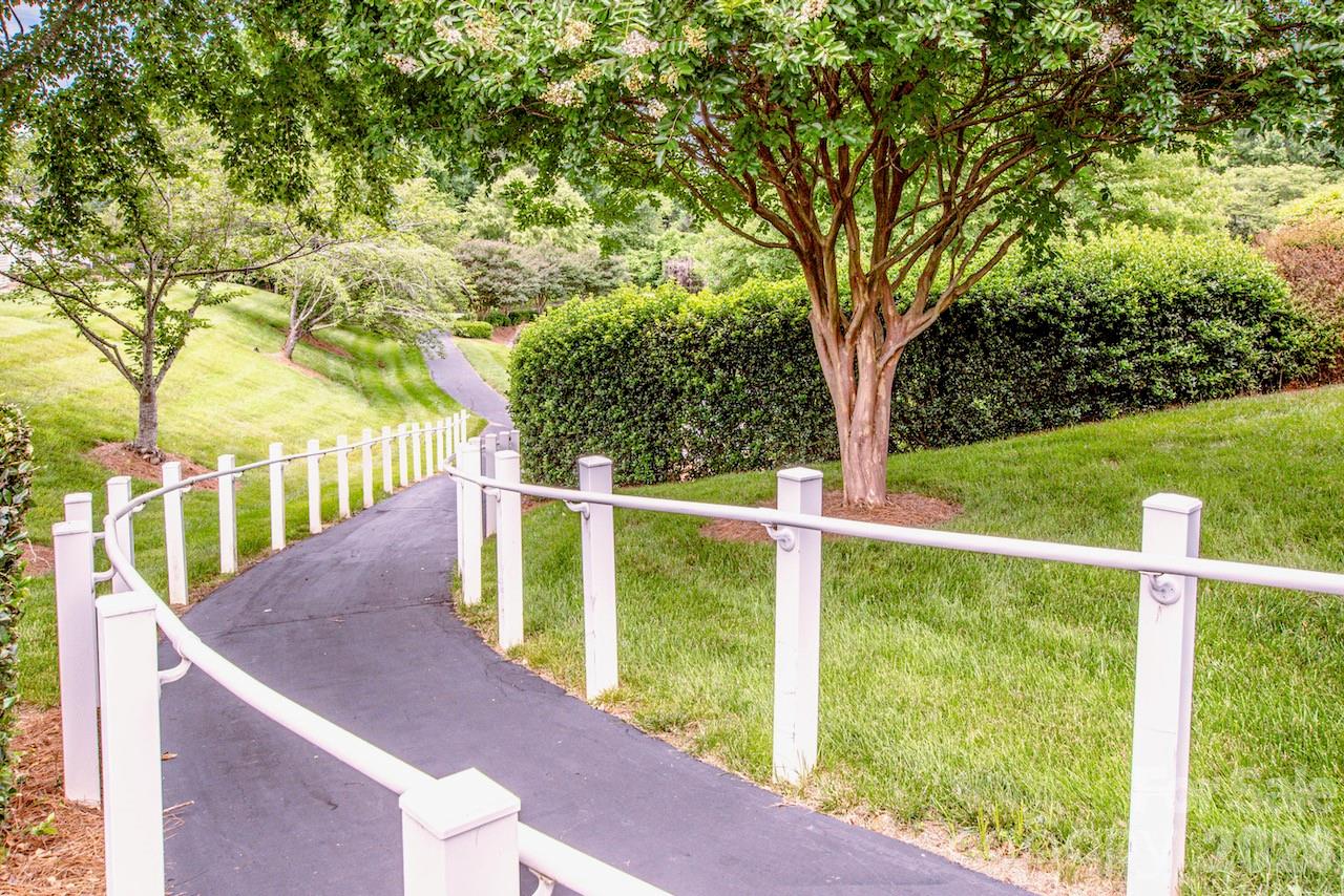 134 Ashwood Lane — Mooresville