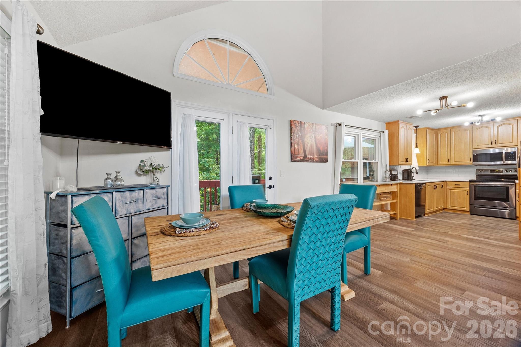 12007 Woodholm Court — Tega Cay