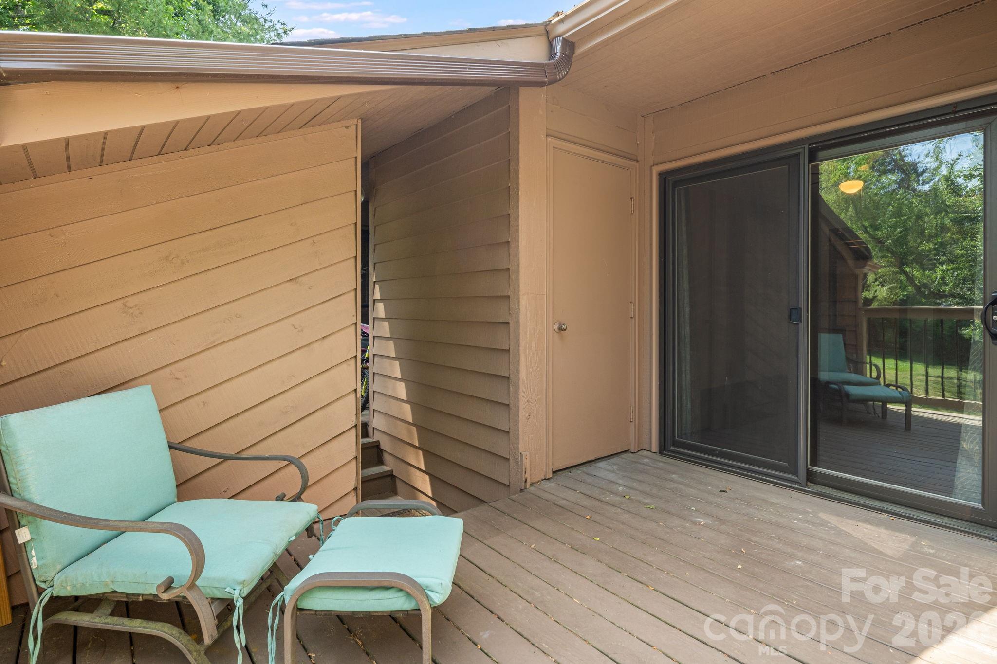 60 Ravencroft Lane — Asheville