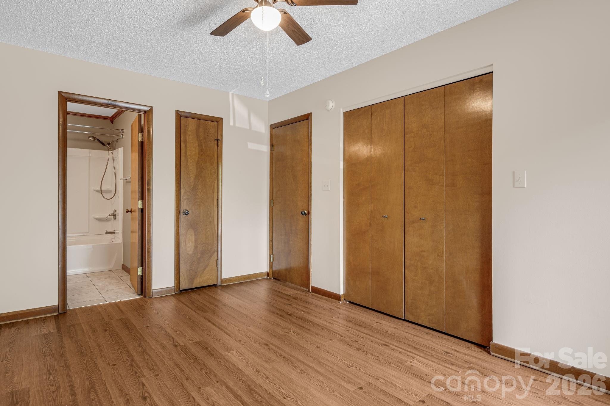 60 Ravencroft Lane — Asheville