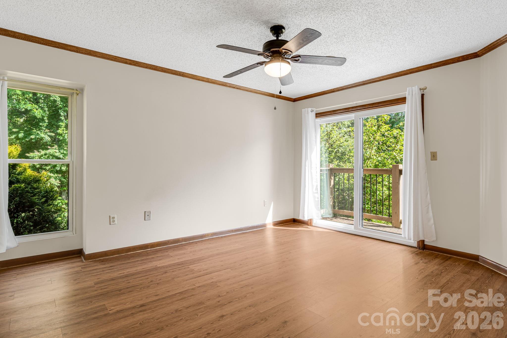 60 Ravencroft Lane — Asheville