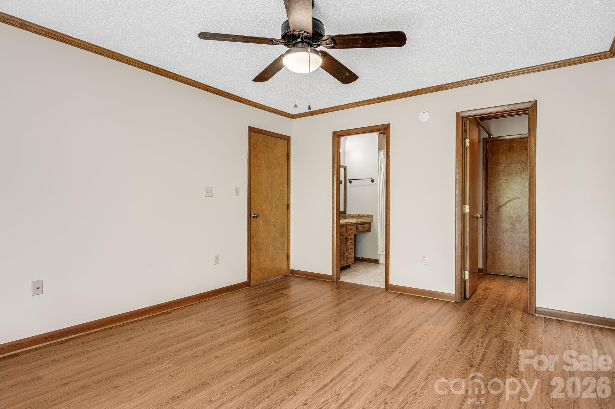 60 Ravencroft Lane — Asheville