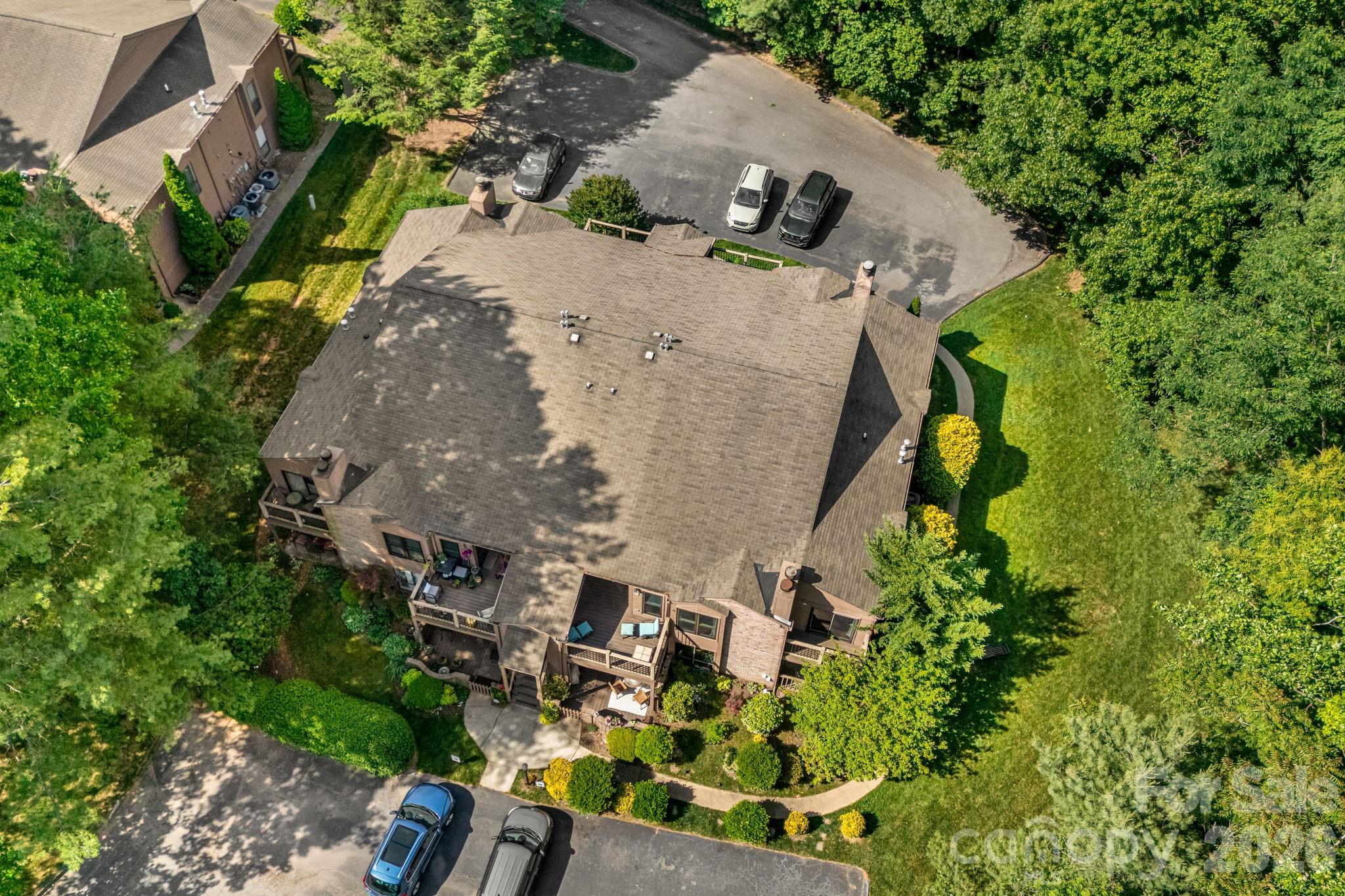 60 Ravencroft Lane — Asheville