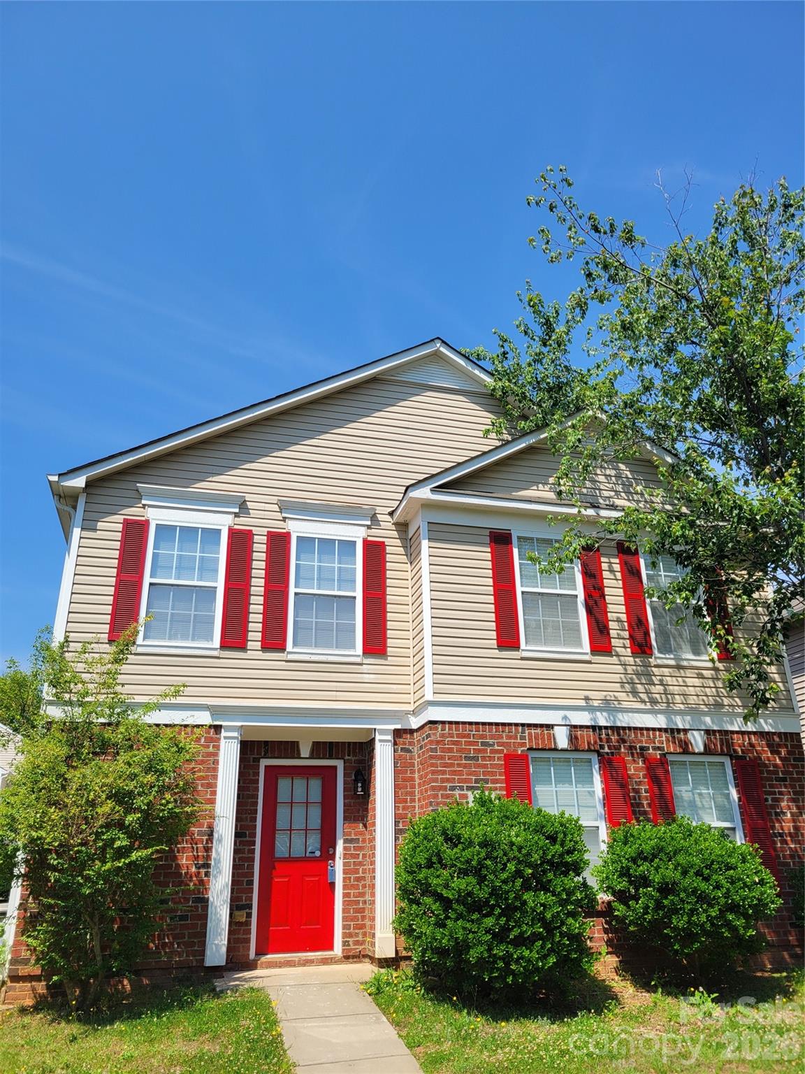 806 Sinclair Drive — Monroe