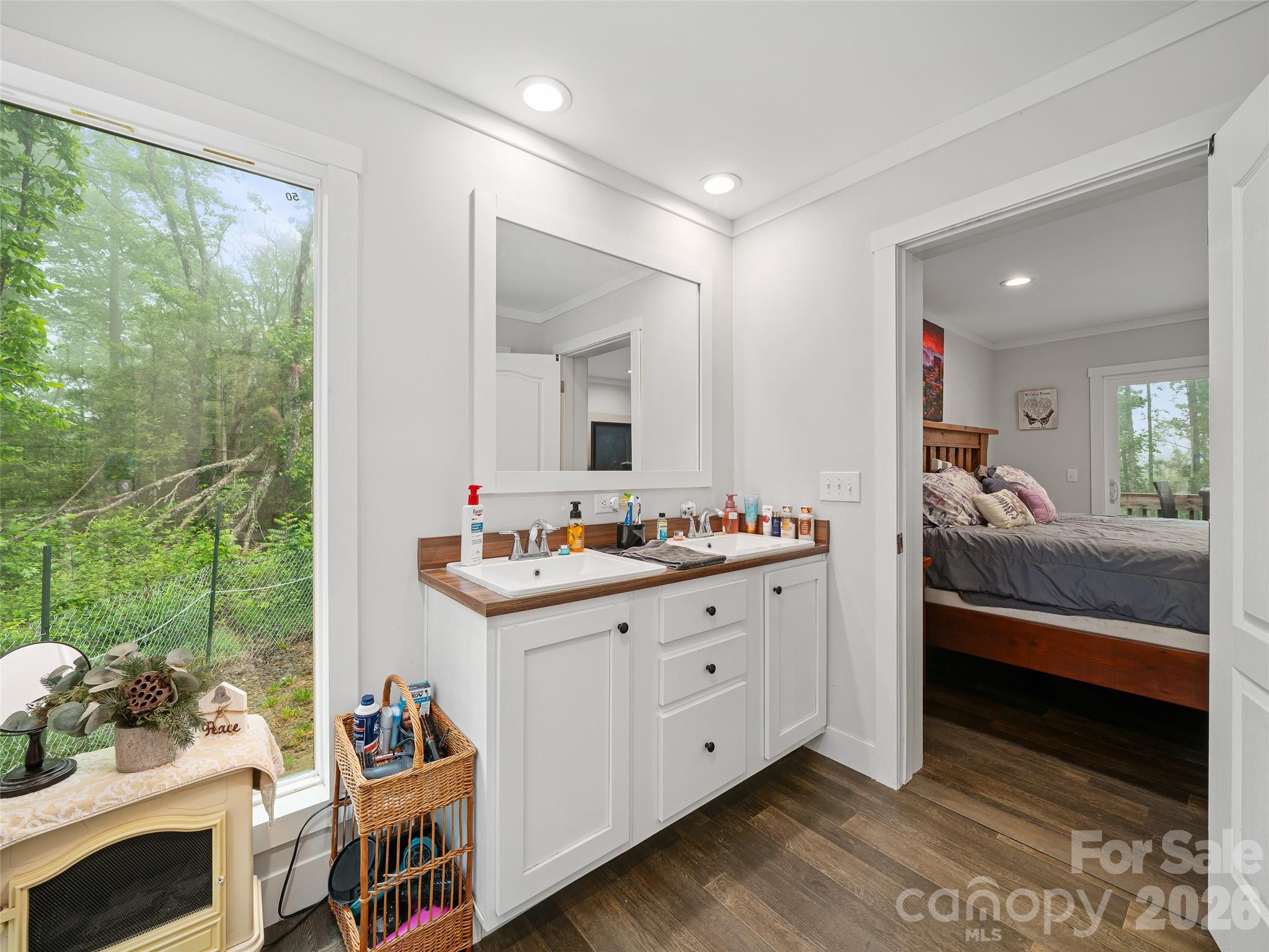 86 Jarrett Drive — Bakersville