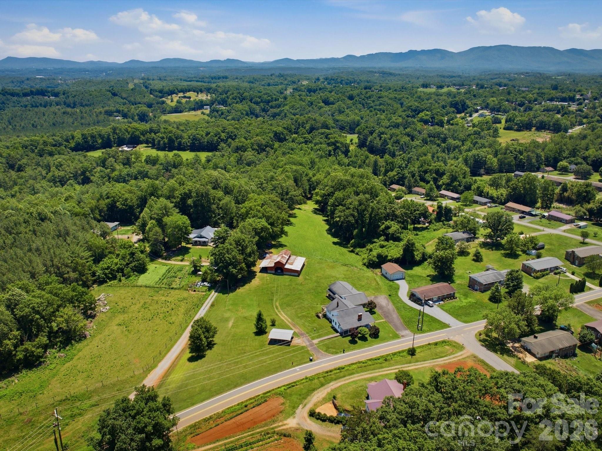 2401 Lail Road — Morganton
