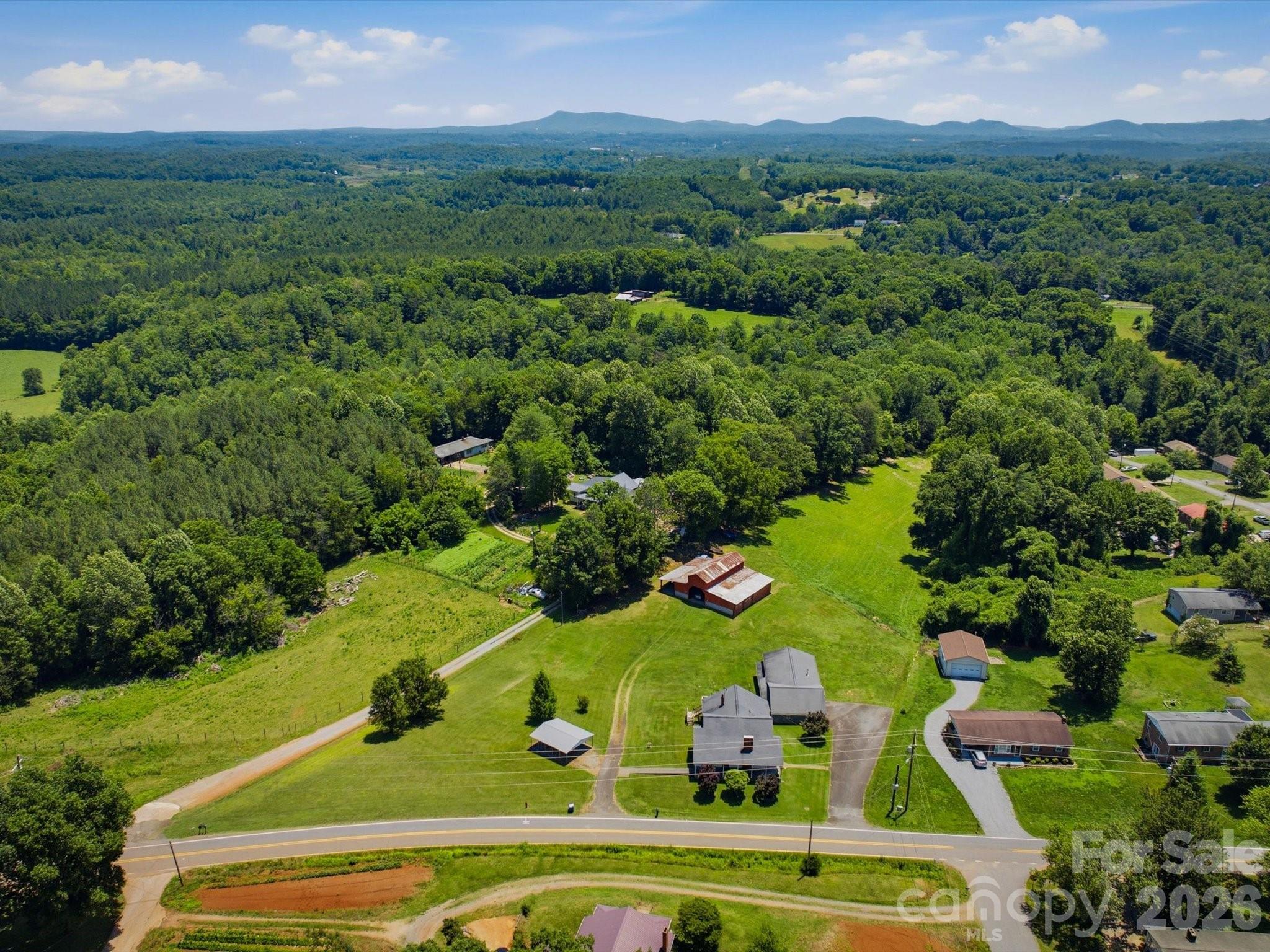 2401 Lail Road — Morganton