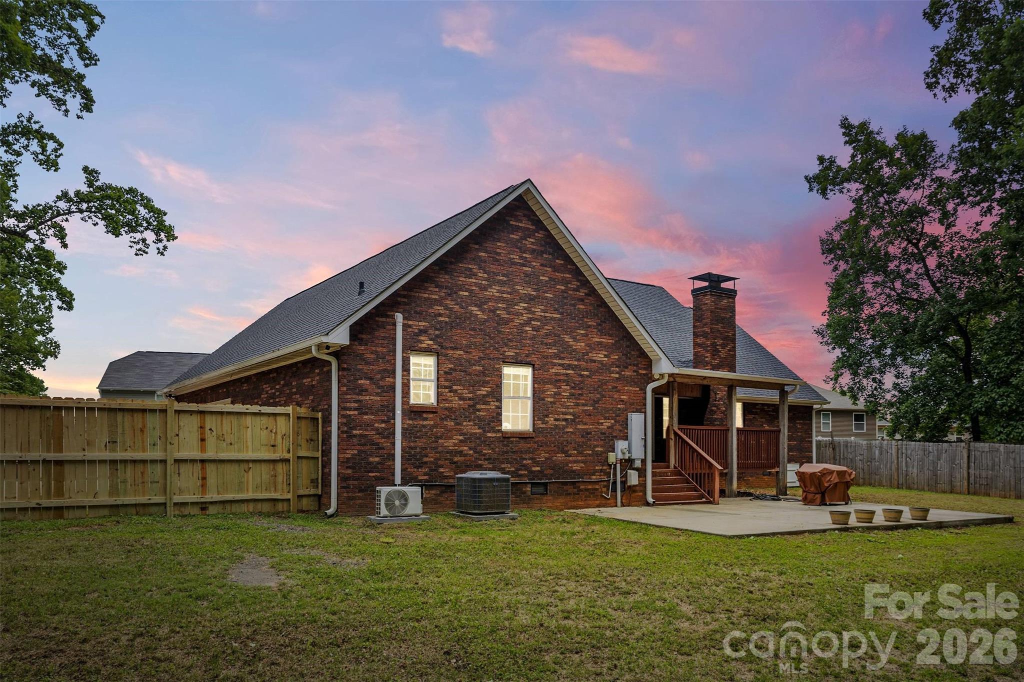4403 Hubbard Road — Charlotte