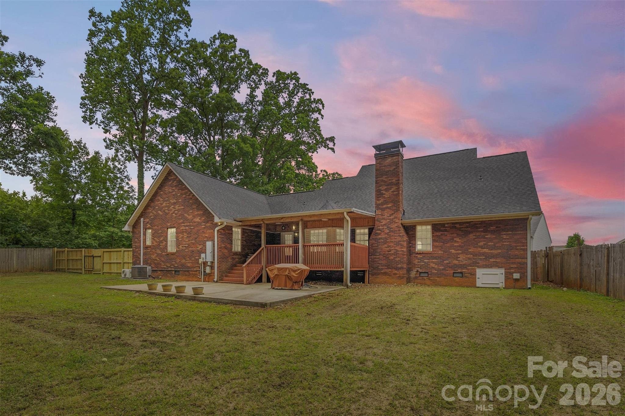 4403 Hubbard Road — Charlotte
