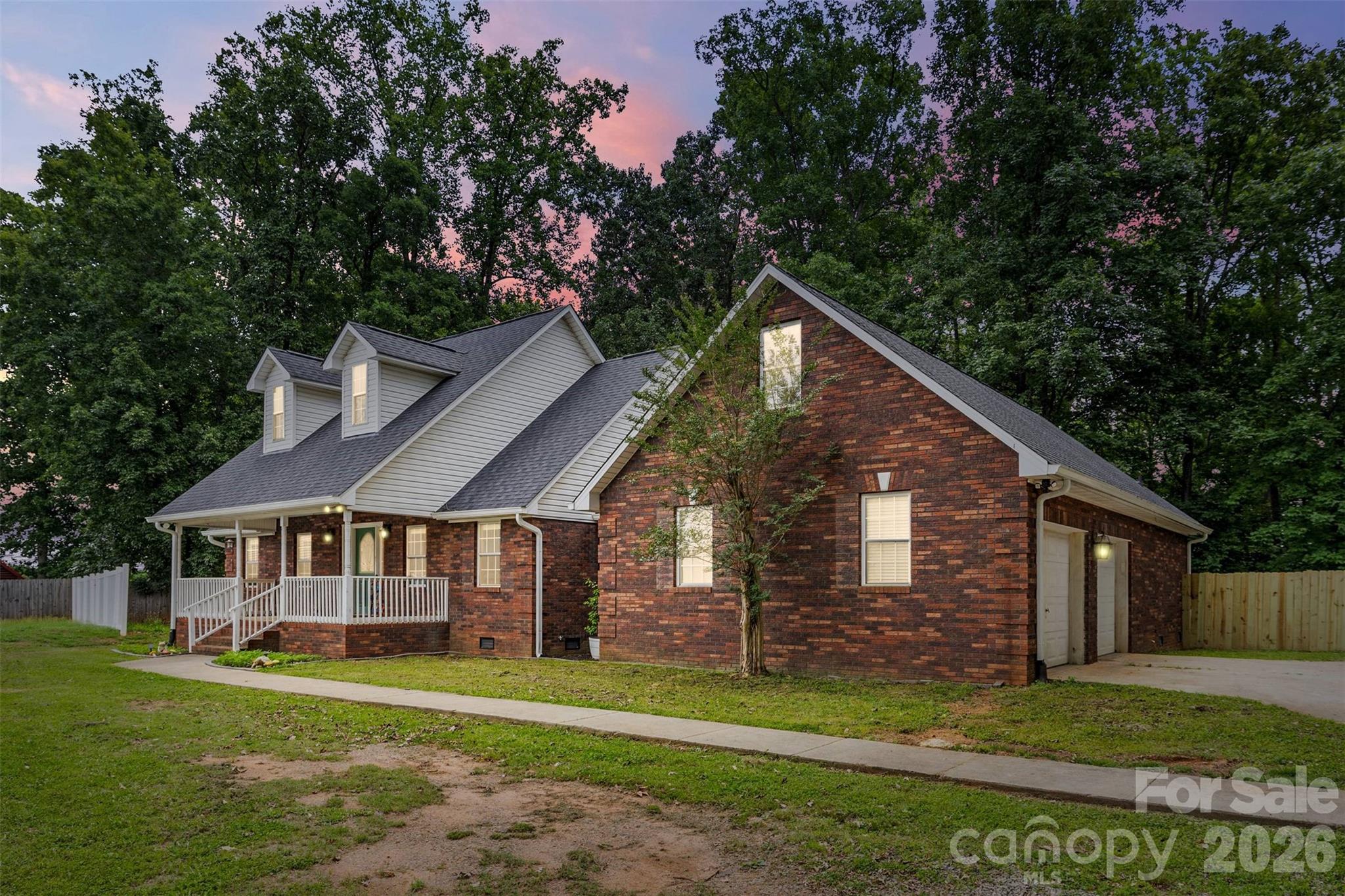 4403 Hubbard Road — Charlotte