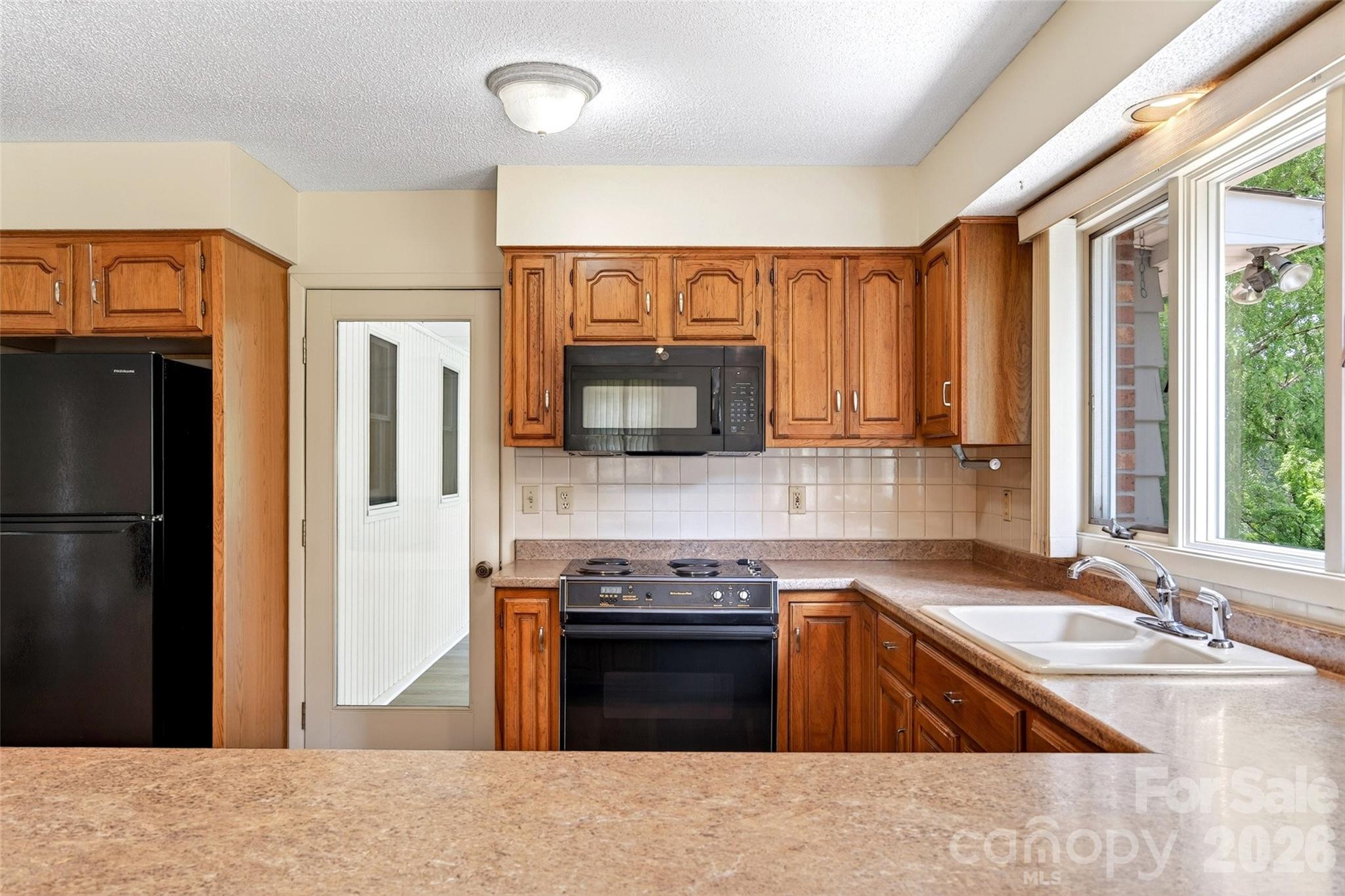 35 Mountain Terrace — Asheville