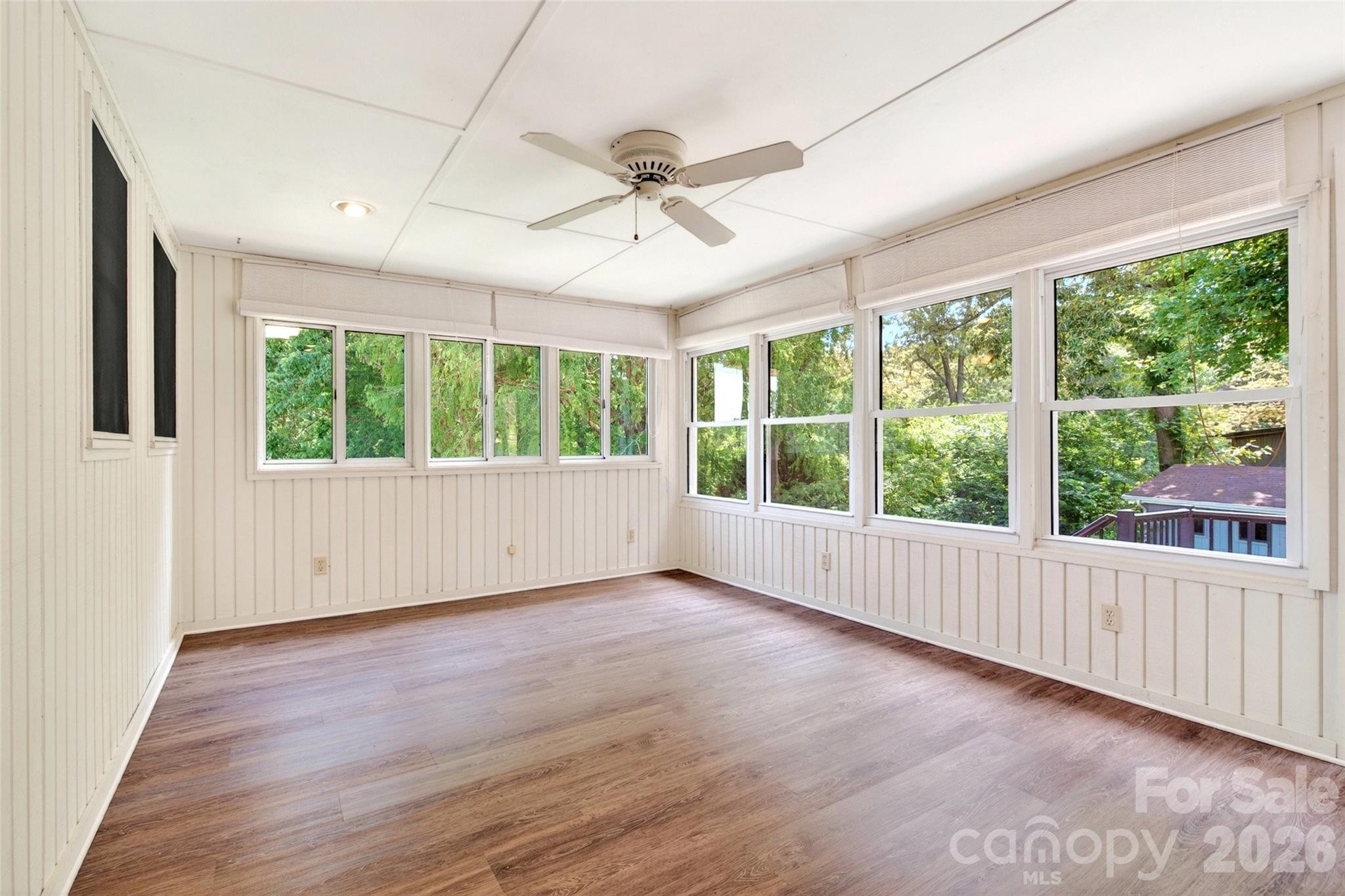 35 Mountain Terrace — Asheville