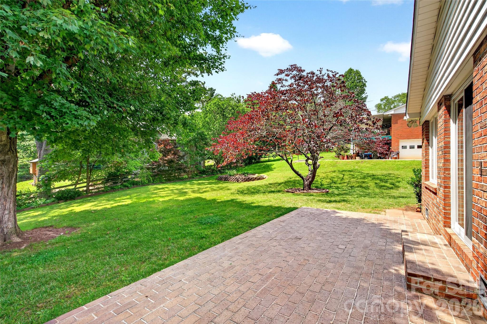 35 Mountain Terrace — Asheville