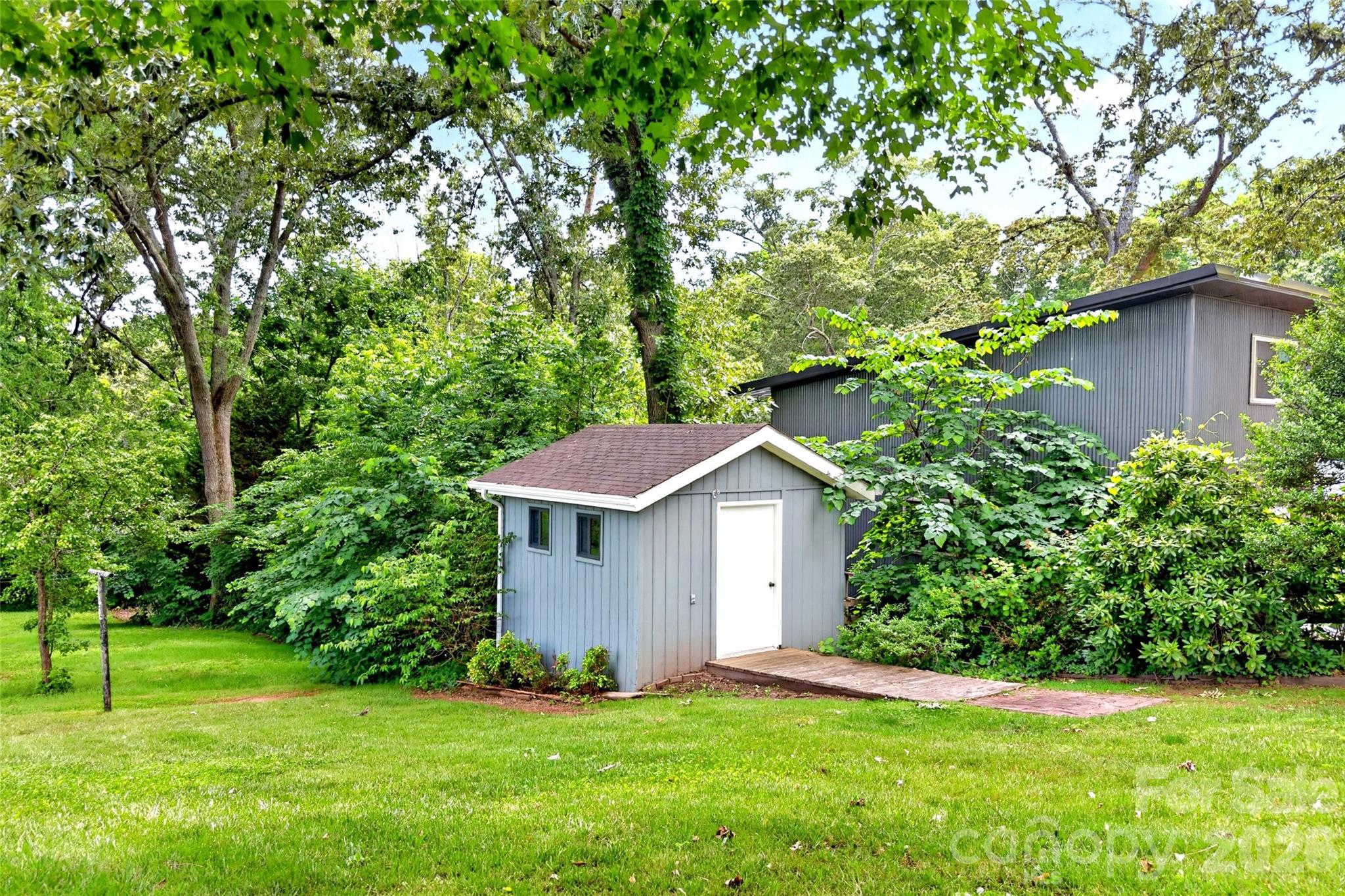 35 Mountain Terrace — Asheville