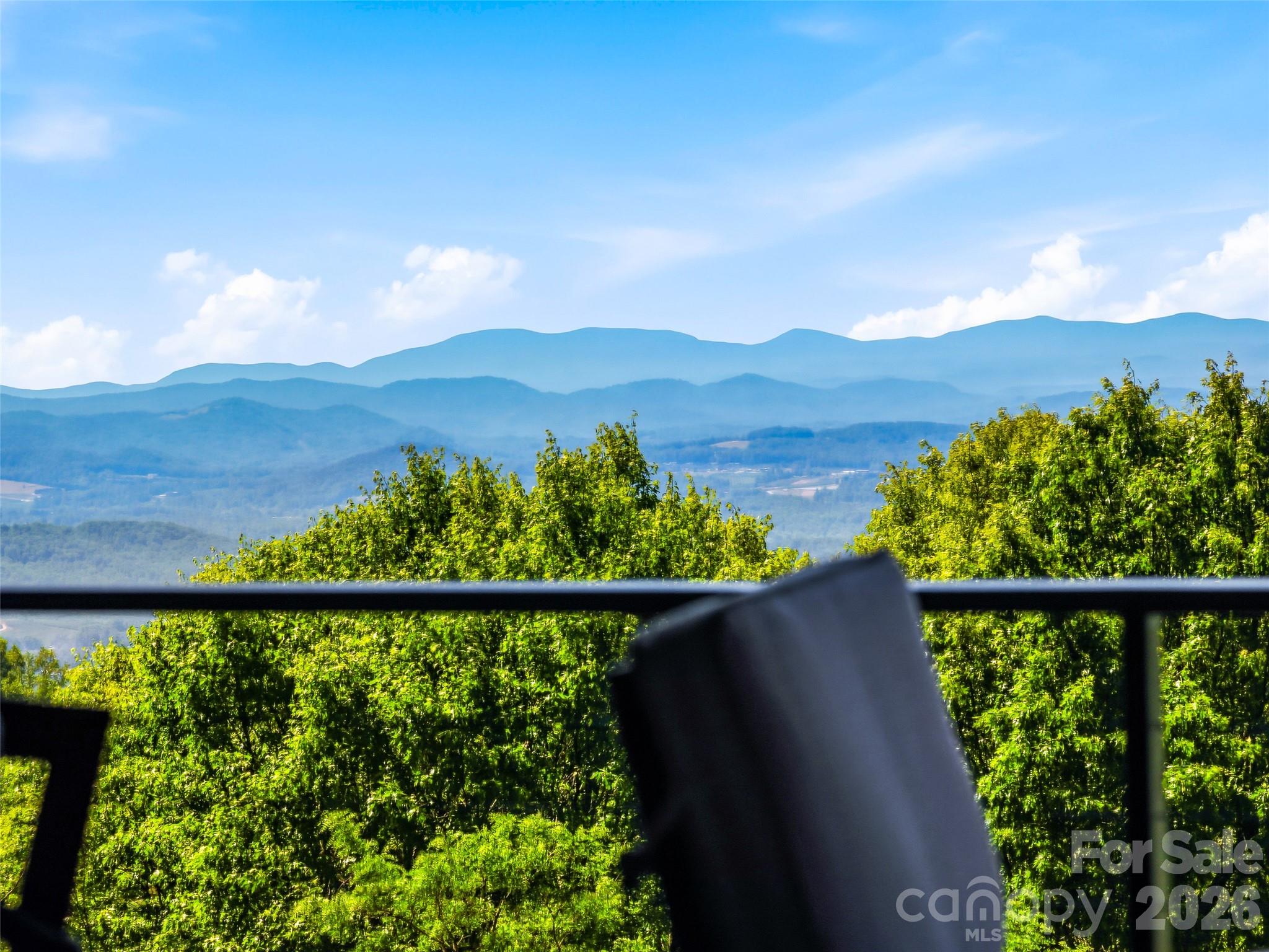 236 Summerset Drive — Hendersonville