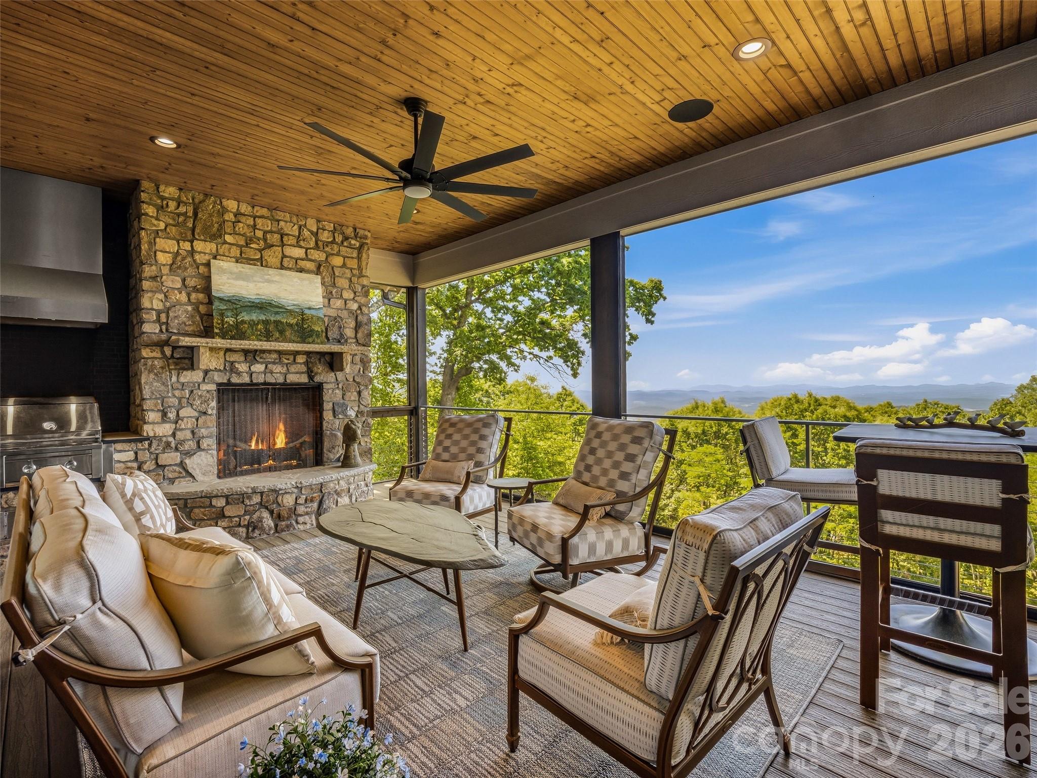 236 Summerset Drive — Hendersonville