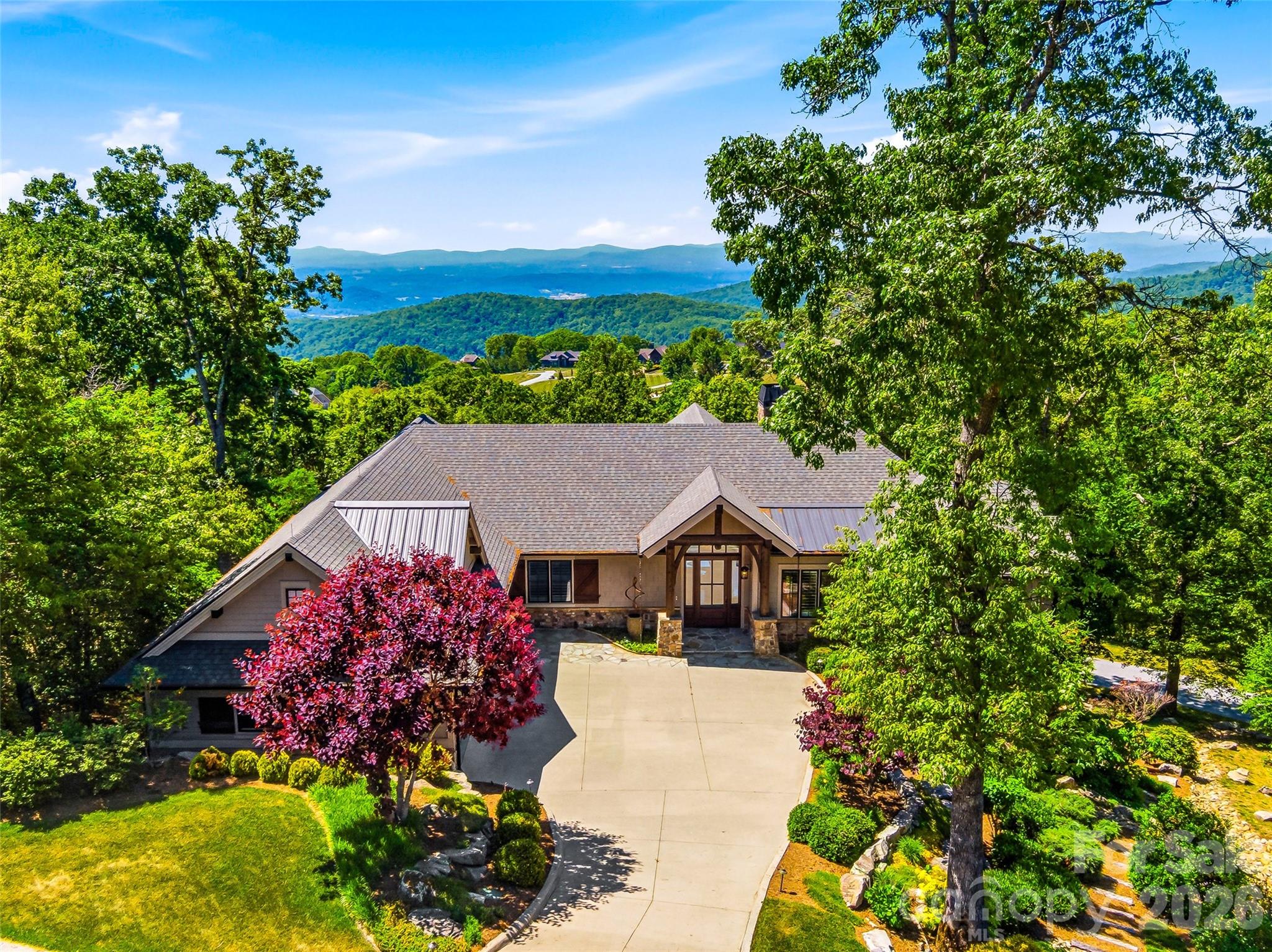 236 Summerset Drive — Hendersonville