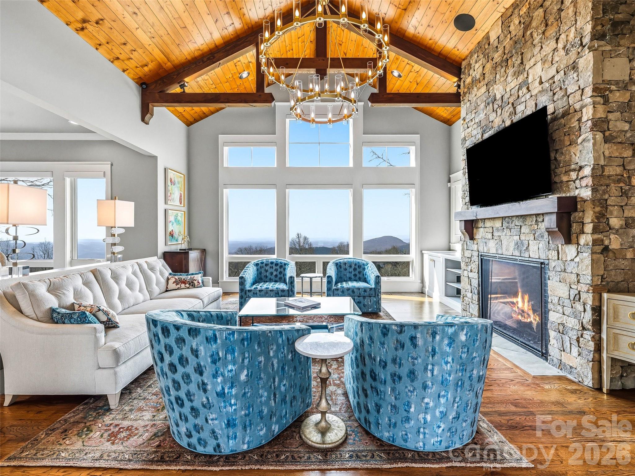 236 Summerset Drive — Hendersonville