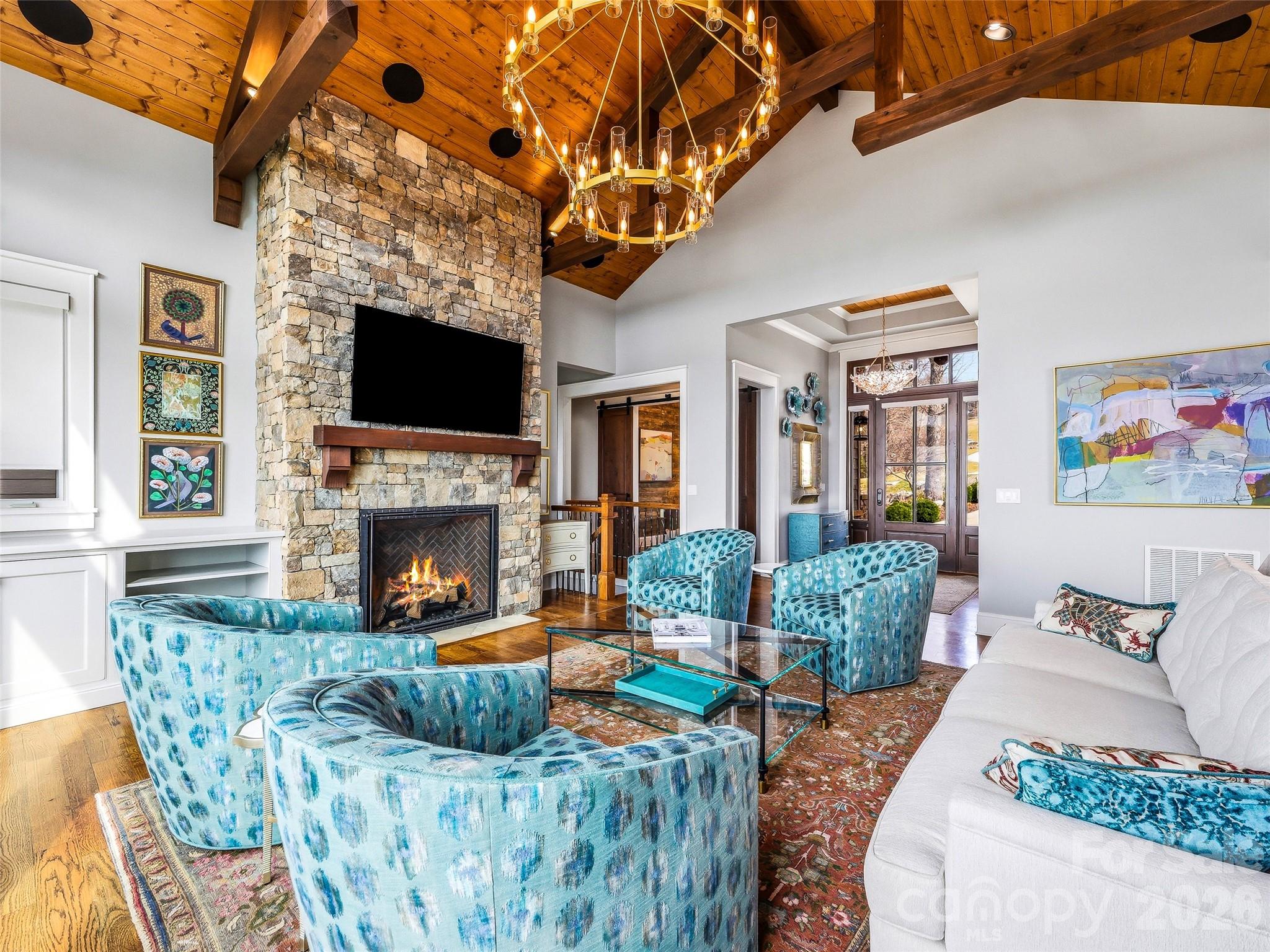 236 Summerset Drive — Hendersonville