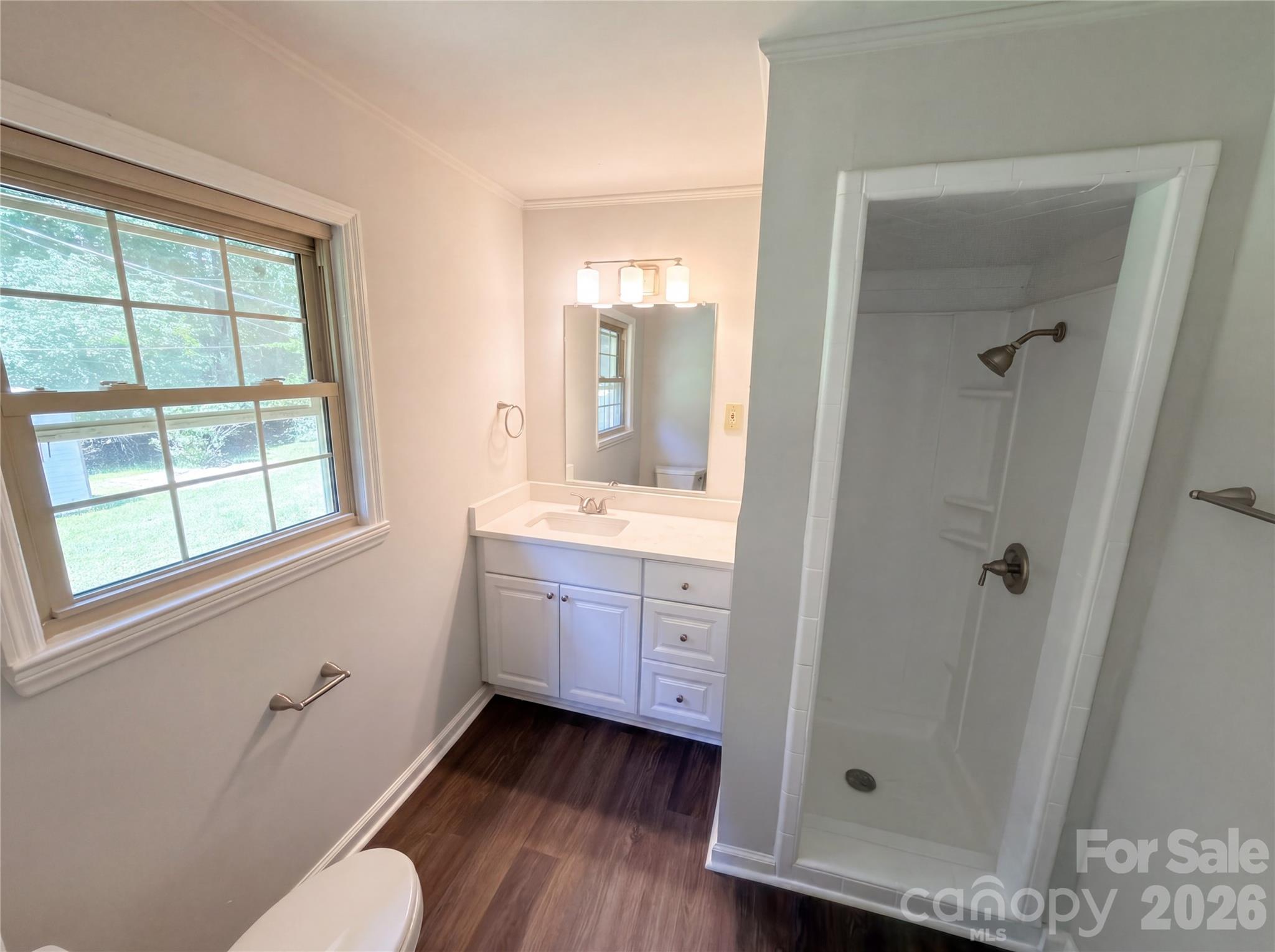1415 Crestfield Drive — Lancaster