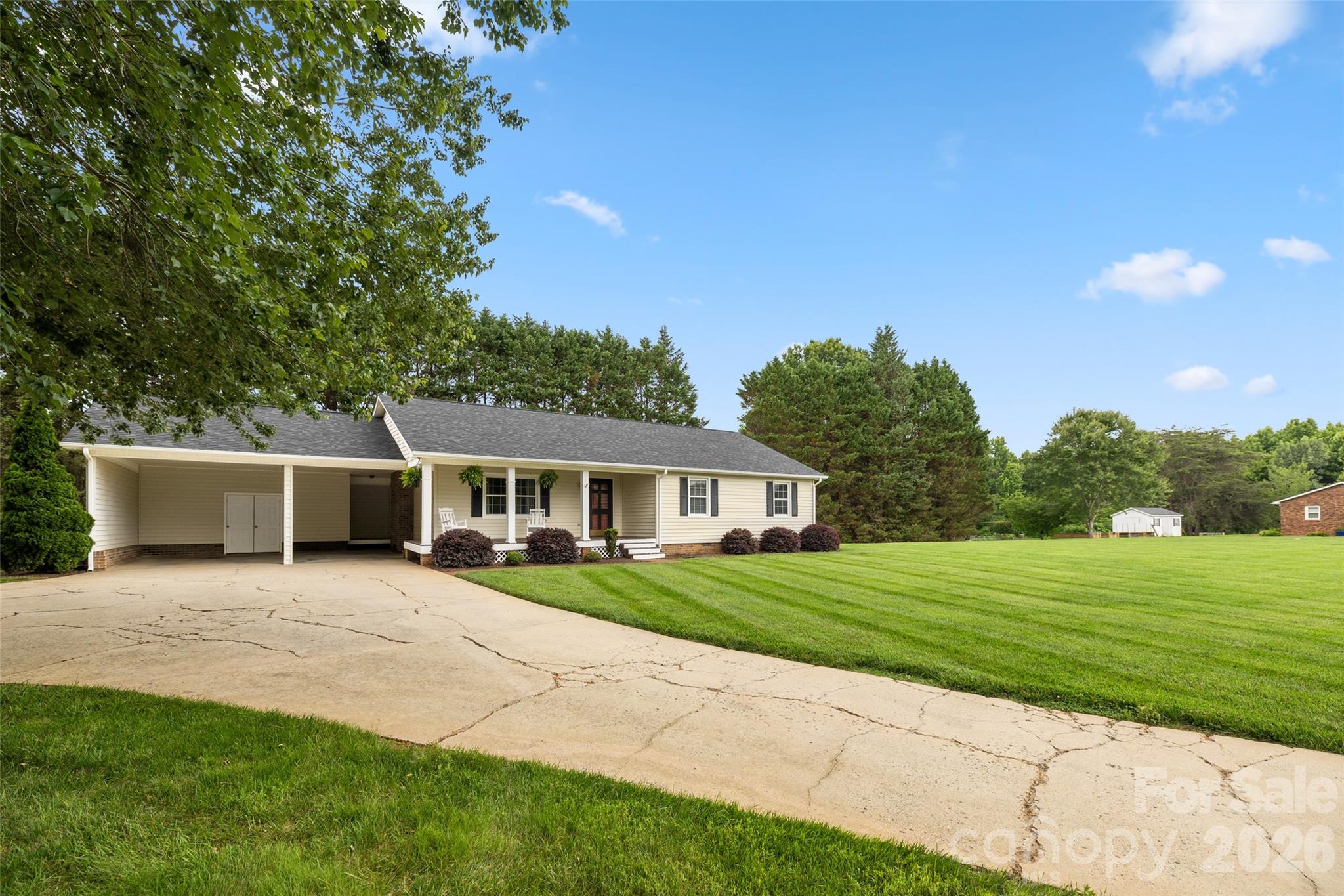 1313 Old Mill Road — Lincolnton