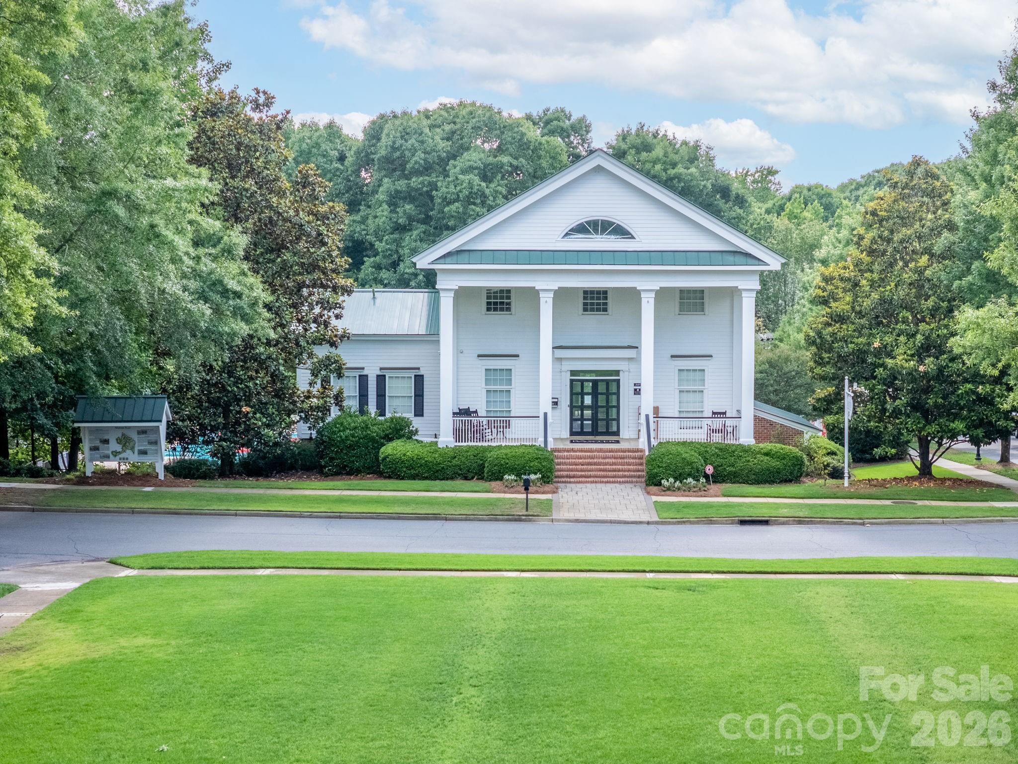 809 Elswick Court — Fort Mill