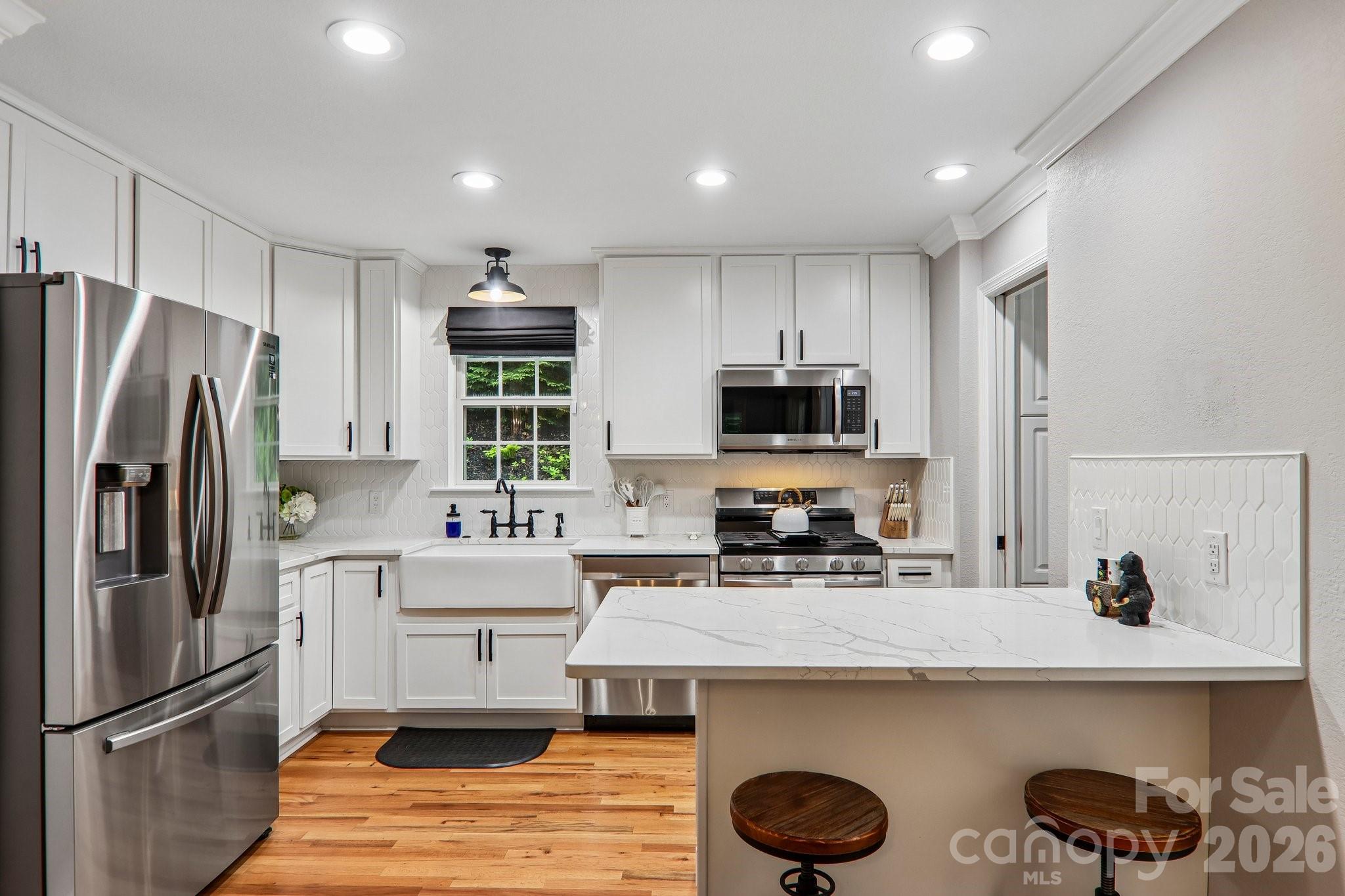 1264 Dogwood Drive — Maggie Valley