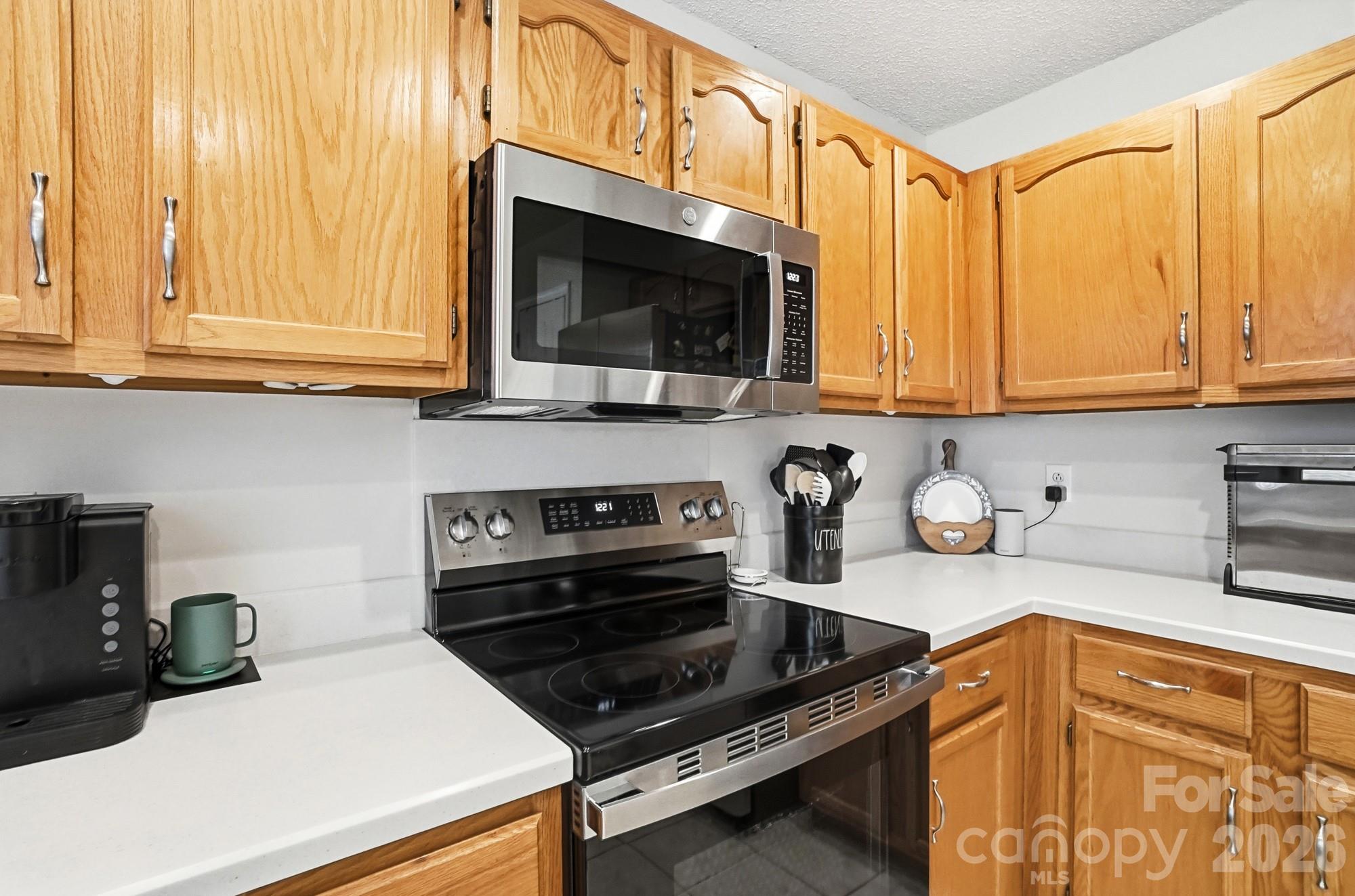 6000 Carriage Oaks Drive — Charlotte