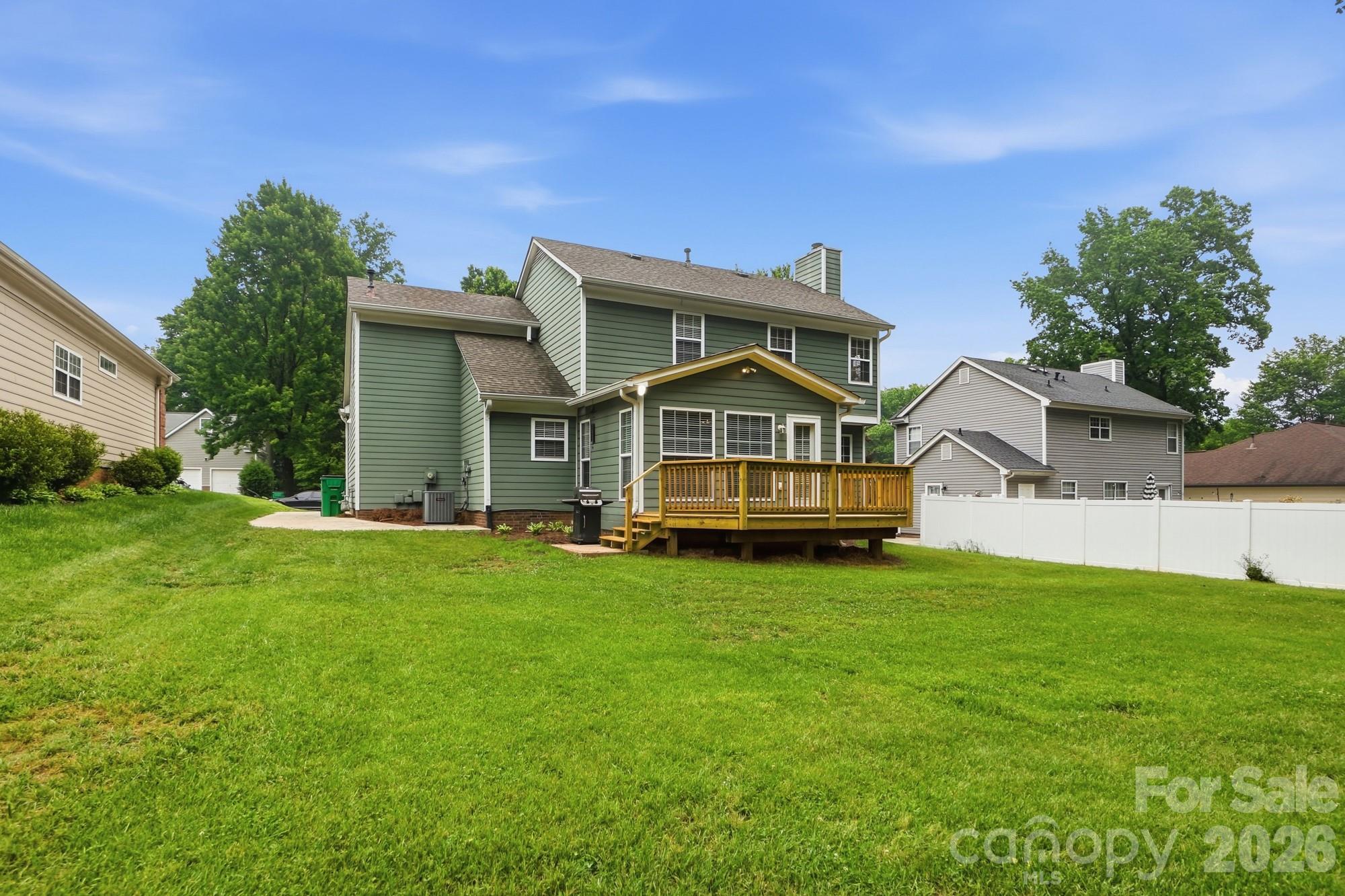 6000 Carriage Oaks Drive — Charlotte