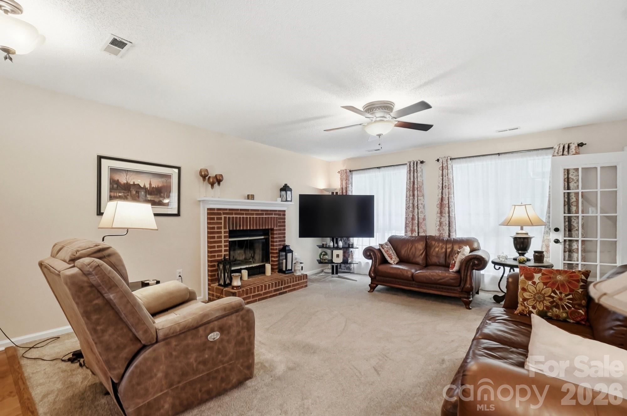 6000 Carriage Oaks Drive — Charlotte