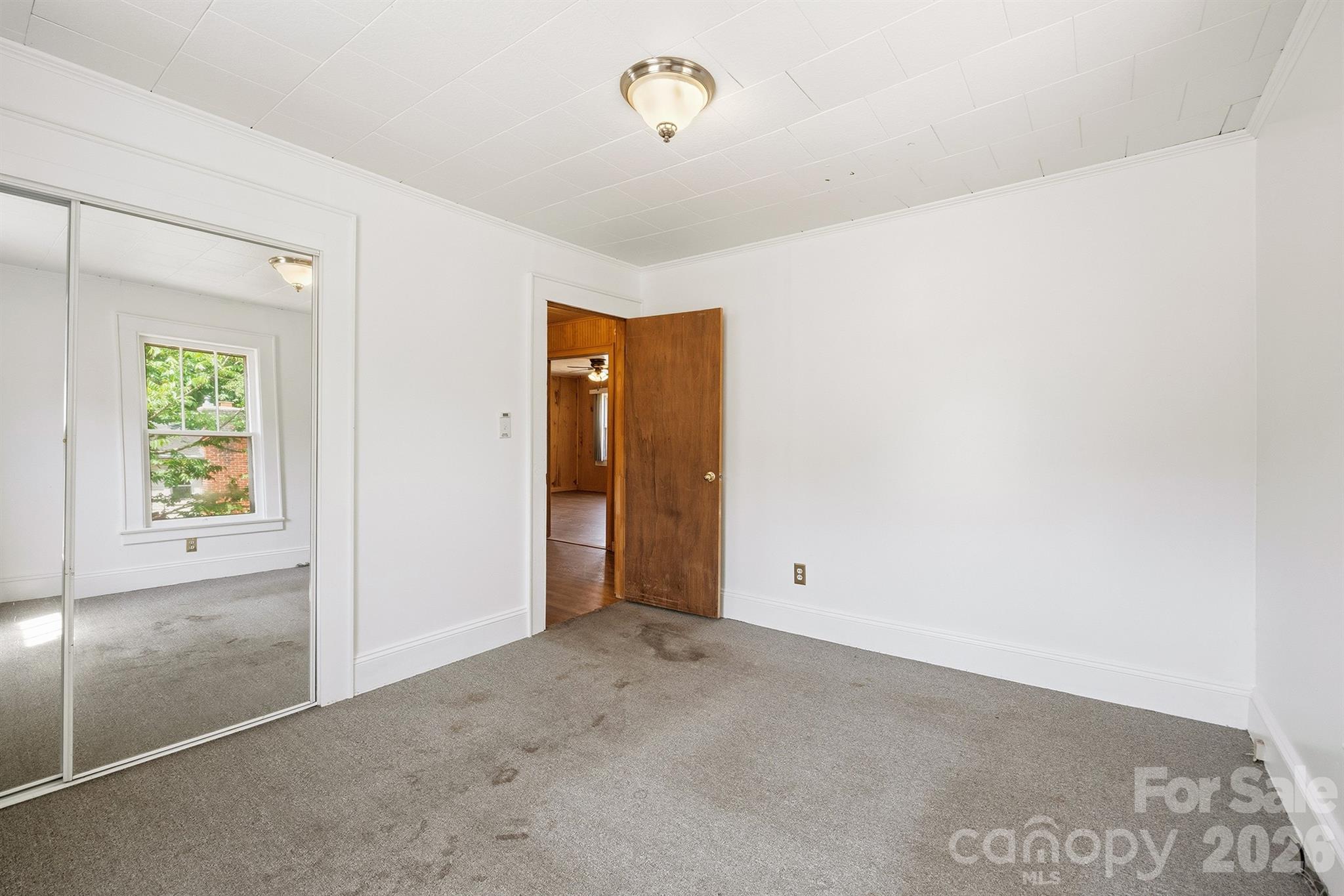 2308 11th Avenue NE — Hickory