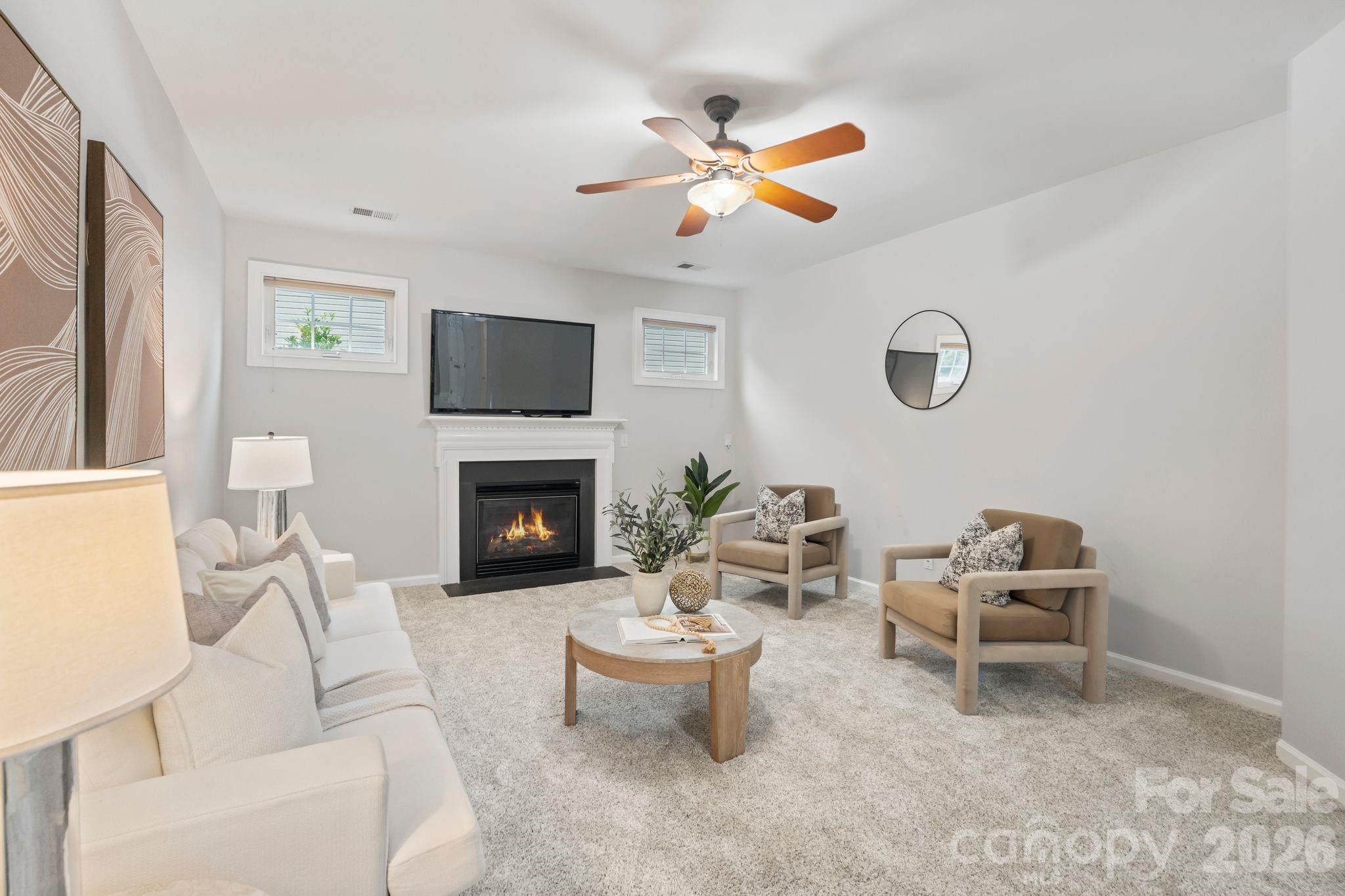 2435 Smith Cove Road — Denver
