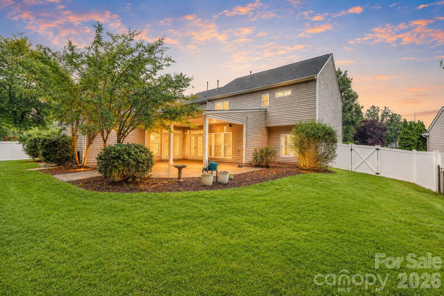 2435 Smith Cove Road — Denver