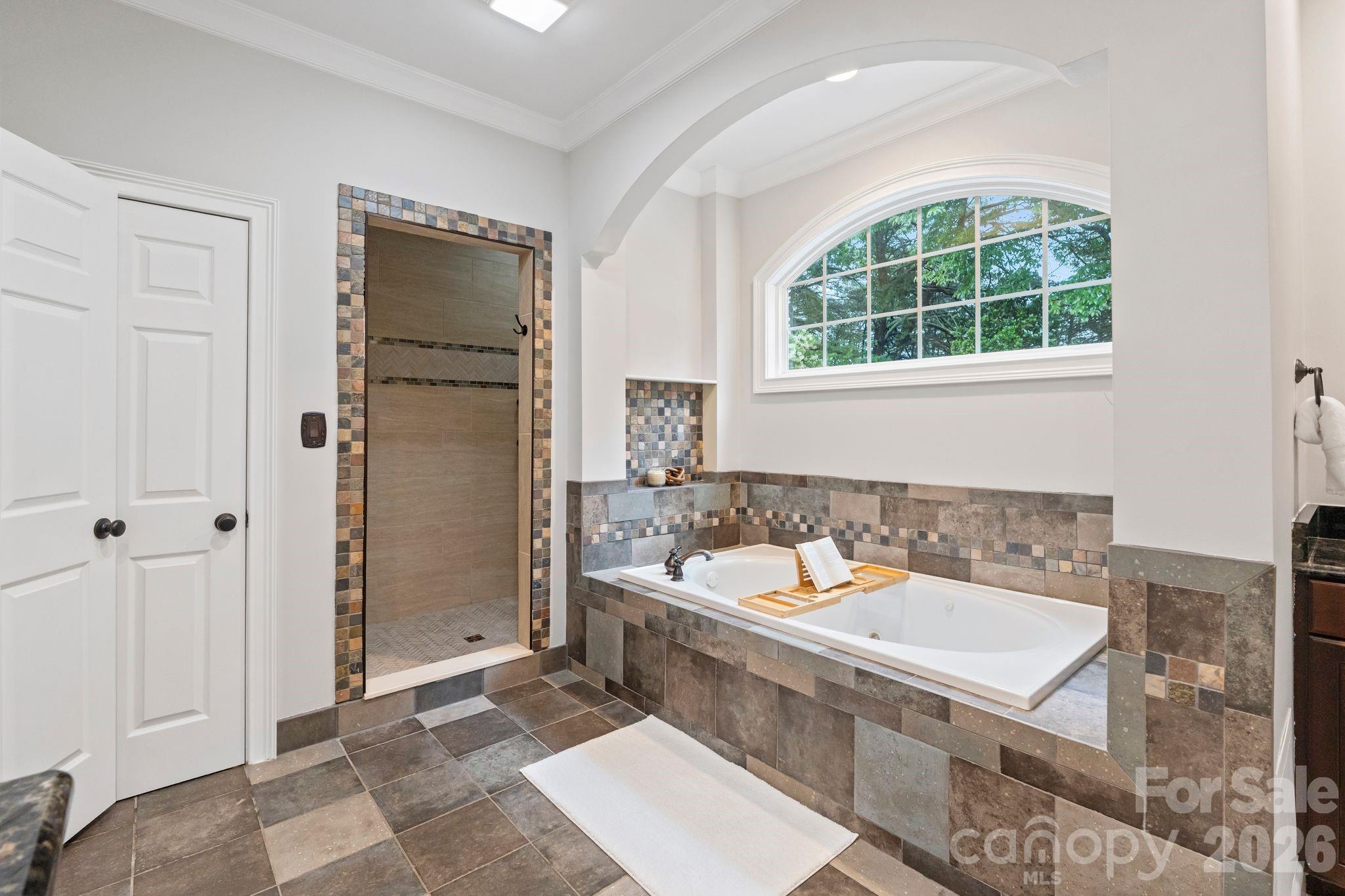2435 Smith Cove Road — Denver