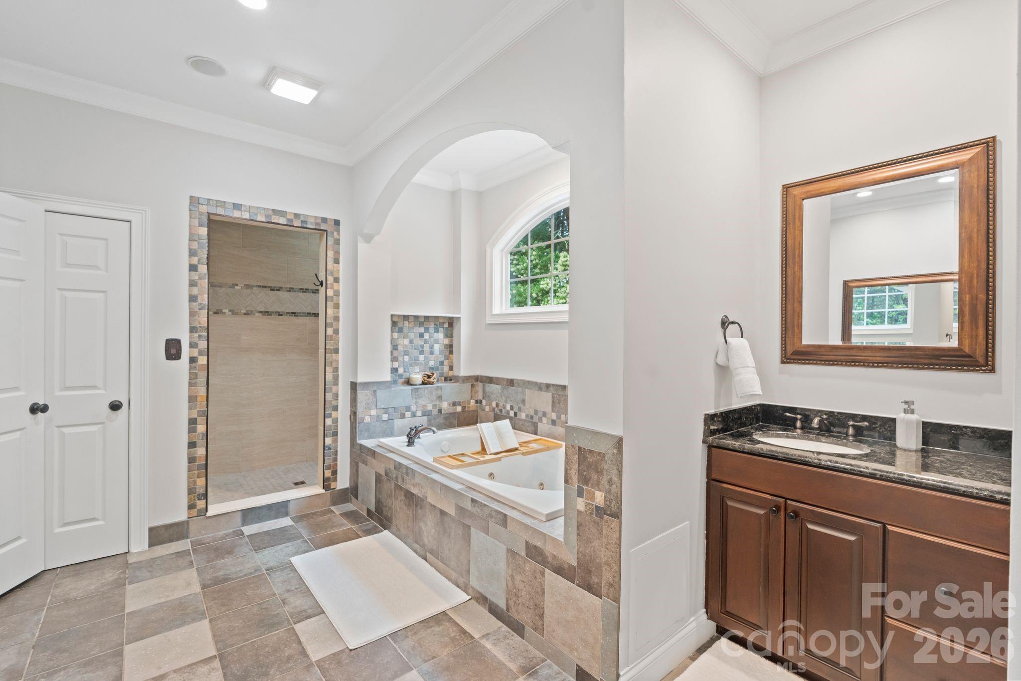 2435 Smith Cove Road — Denver