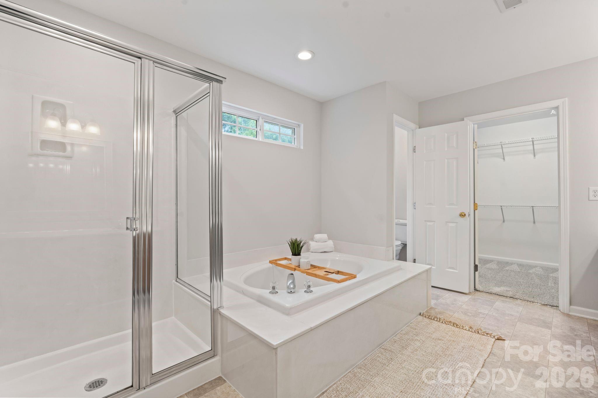 2435 Smith Cove Road — Denver