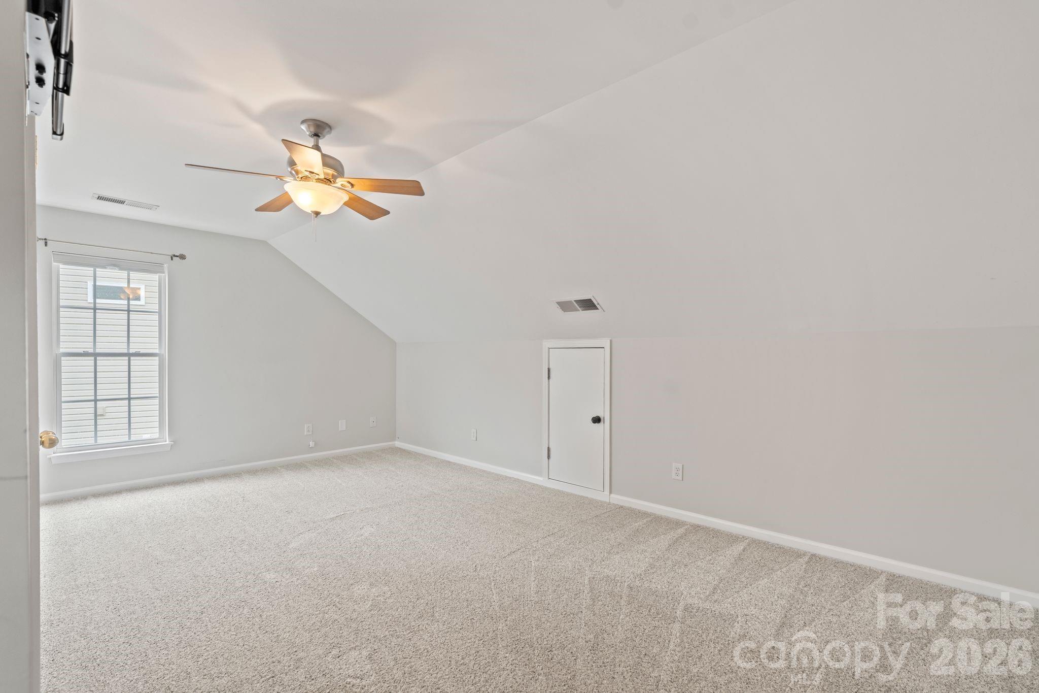 2435 Smith Cove Road — Denver